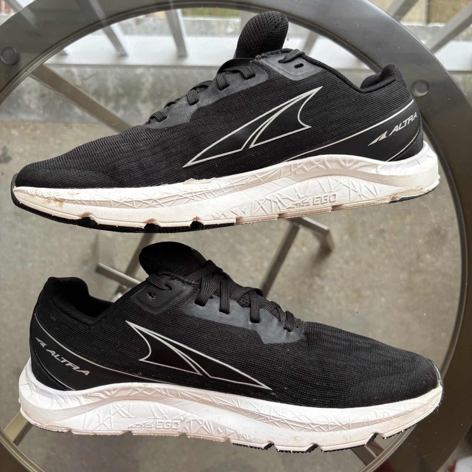 Altra Rivera Shoes Womens 7 Black White Road Running Athletic Sneakers Zero Drop