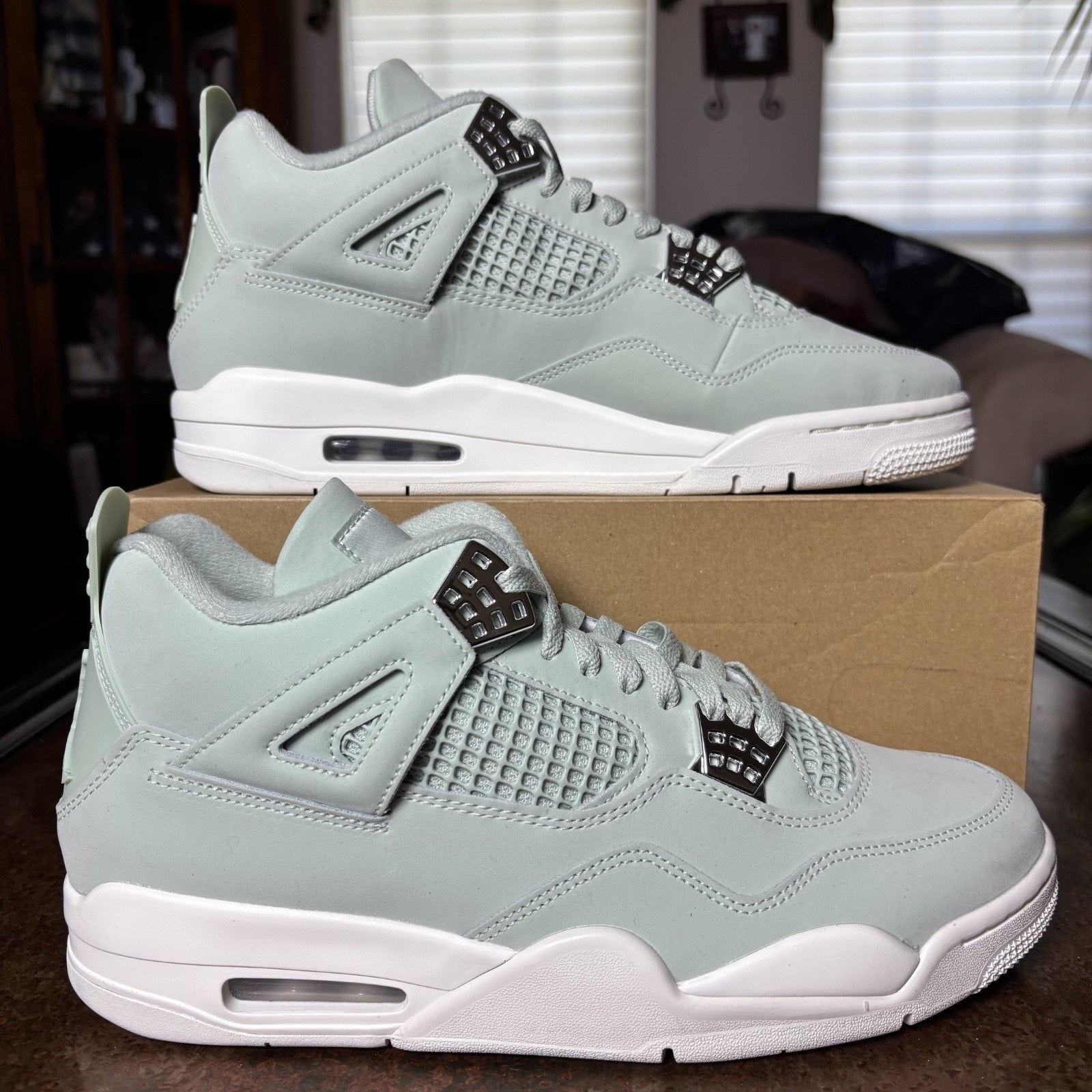 Nike Air Jordan 4 Retro Shoes Mens Size 10.5 Seafoam Green Silver Sail Sneakers