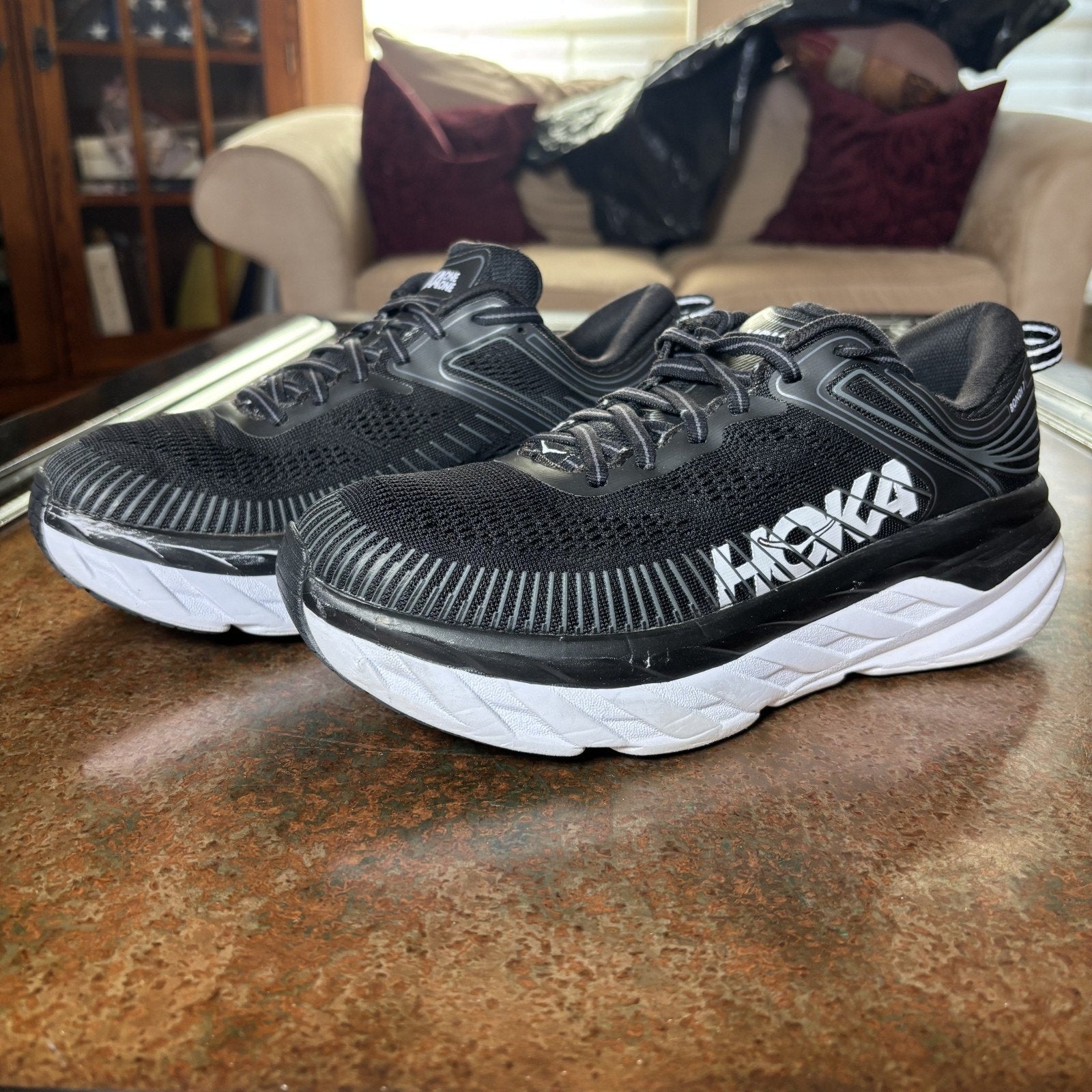 Hoka One One Bondi 7 Shoes Women's Size 8 Black White Running Athletic Sneakers