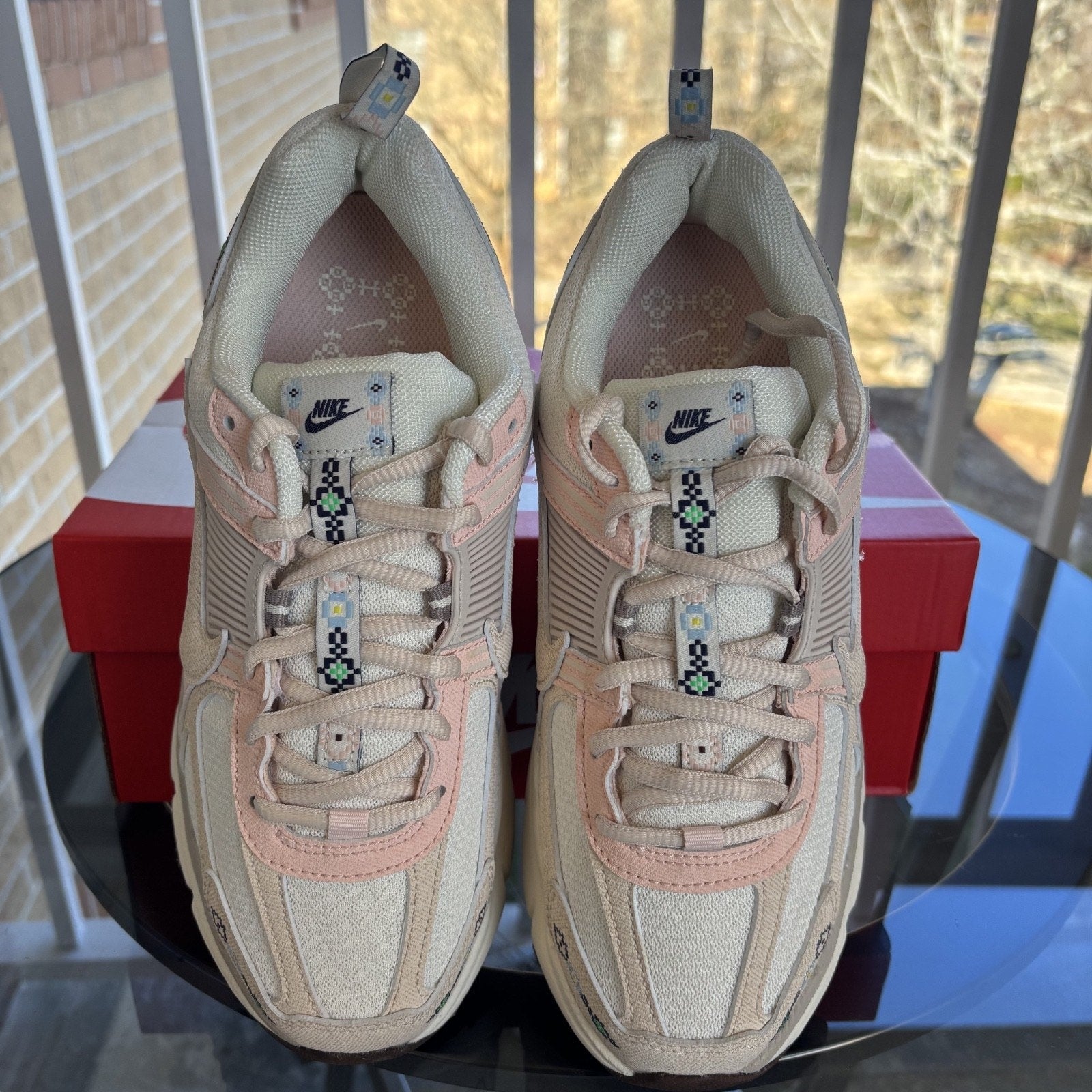 Nike Zoom Vomero 5 Soft Pearl Athletic Lifestyle Shoes Sneakers Womens Sizes NEW