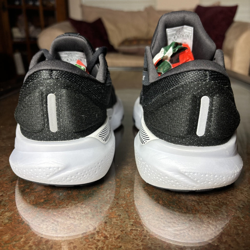Brooks Adrenaline GTS 24 Womens 8.5 D Wide Black White Road Running Athletic Gym
