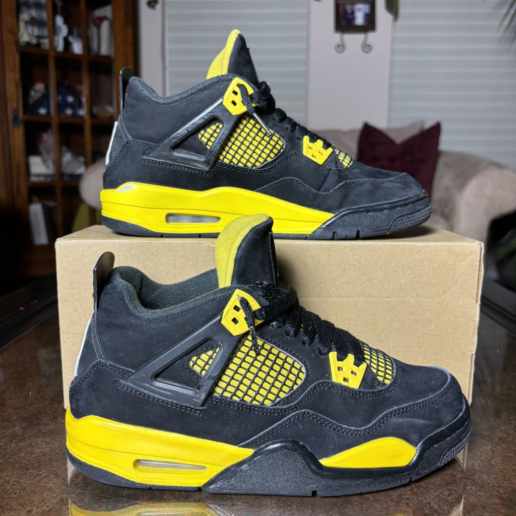 Air Jordan 4 Retro Thunder GS Size 7 Black Yellow Basketball Gym Shoes Sneakers