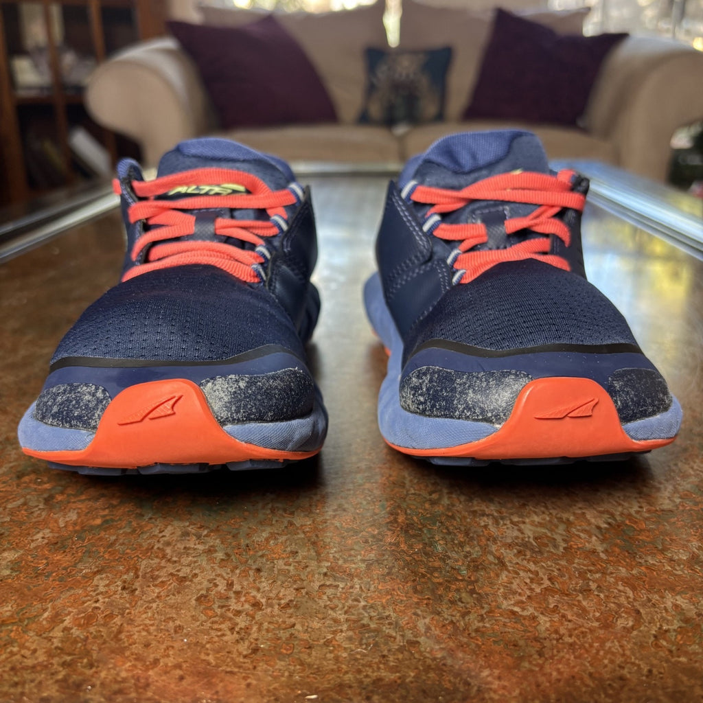 Altra Superior 5 Women's Size 8 Trail Running Shoes Purple Foot Shape