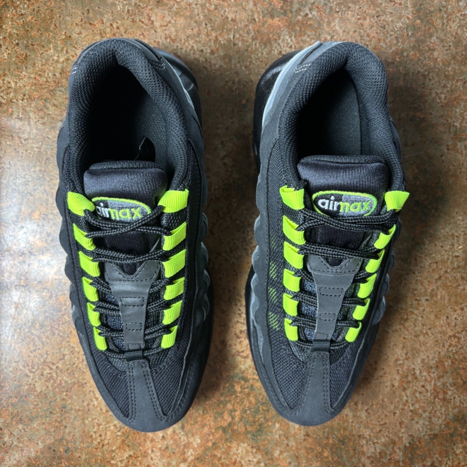 Nike Air Max 95 OG Volt Retro Gray Yellow Sneakers FV7016-001 Women's 7 | 5.5 GS