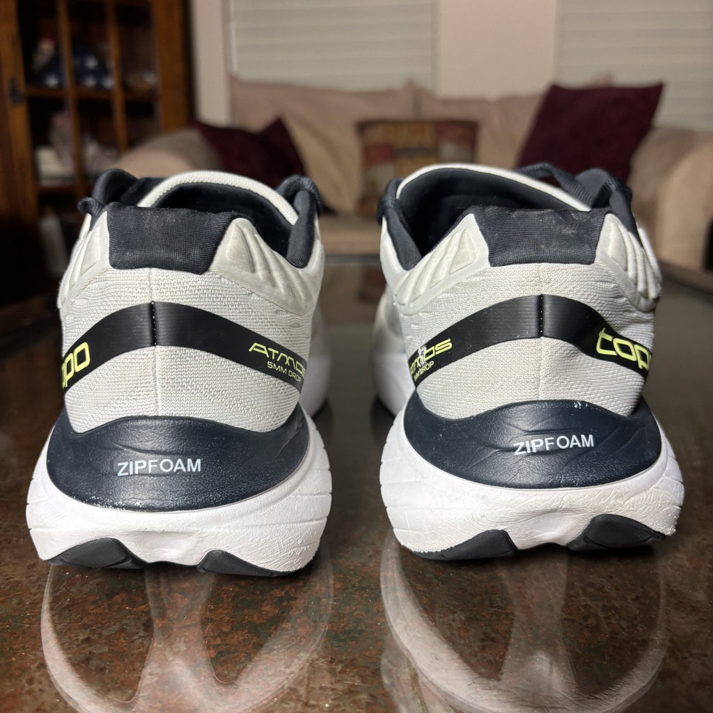 Topo Athletic Atmos Shoes Mens Size 10.5 Grey Road Running Cushioned Gym Sneaker