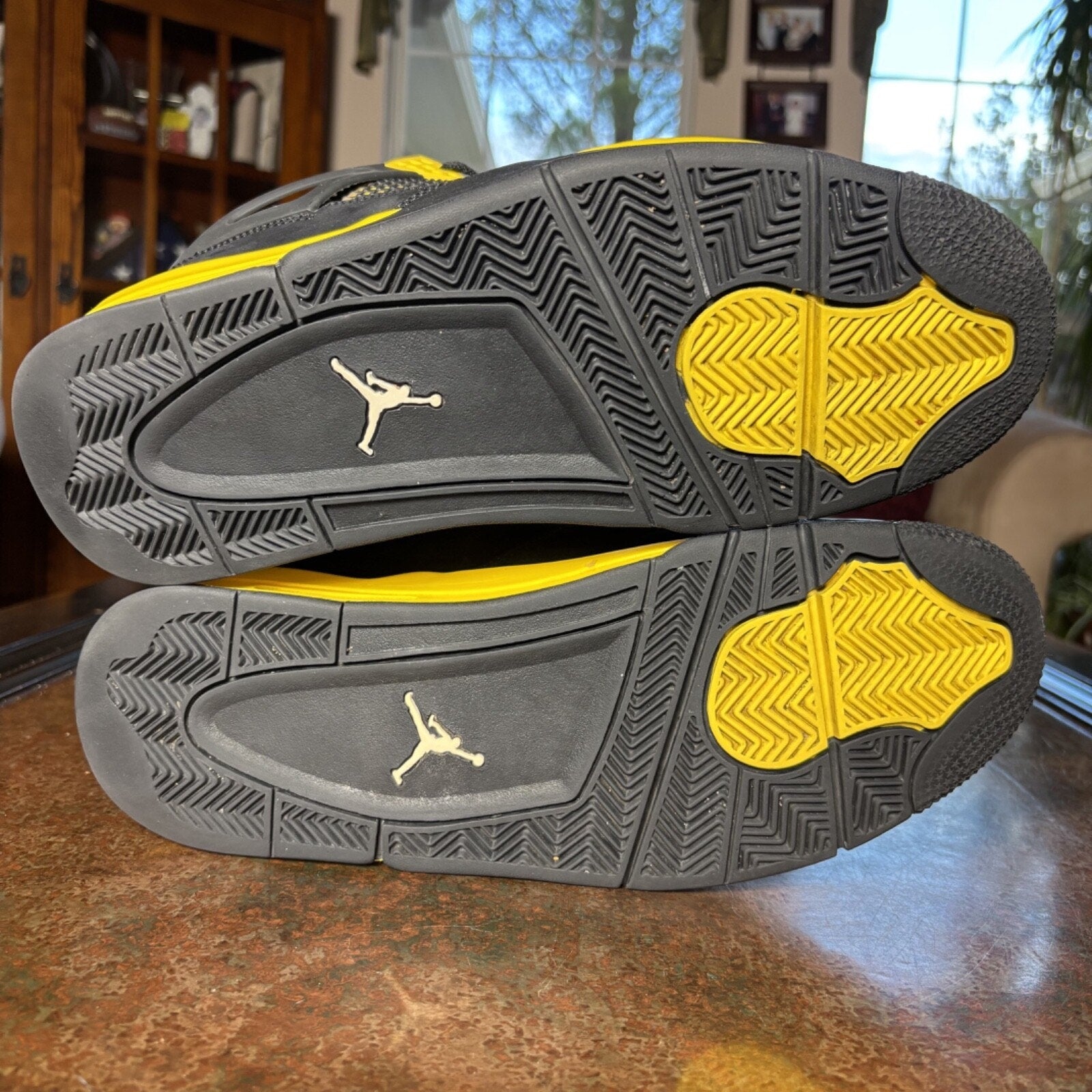 Air Jordan 4 Retro Thunder Sneakers Mens 12 Black Yellow Casual Shoes DH6927-017