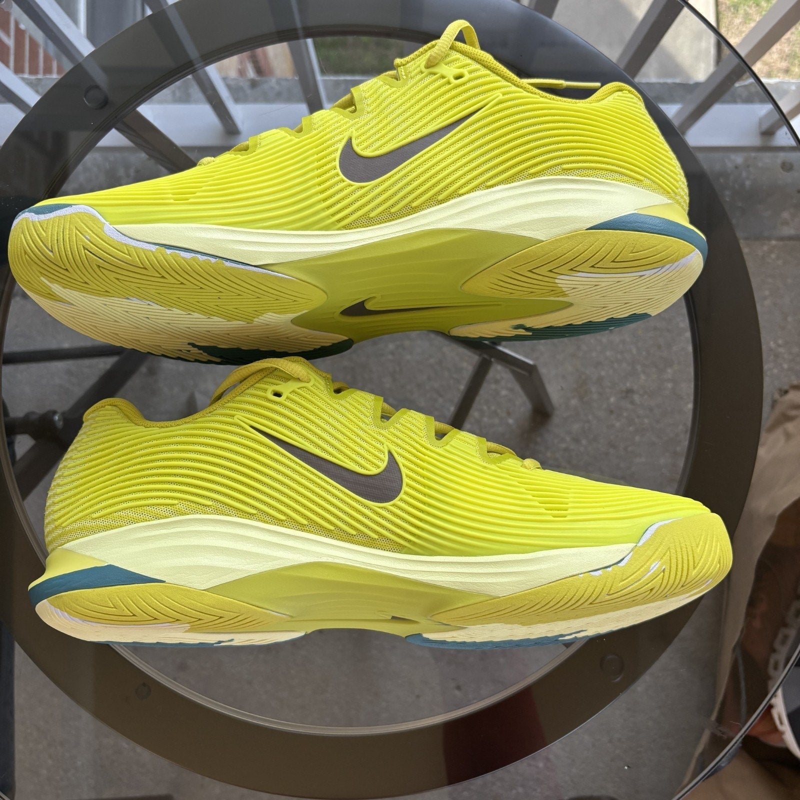 Nike Court Air Zoom Vapor 12 Premium HC Tennis Shoes Men's Size 13 High Voltage