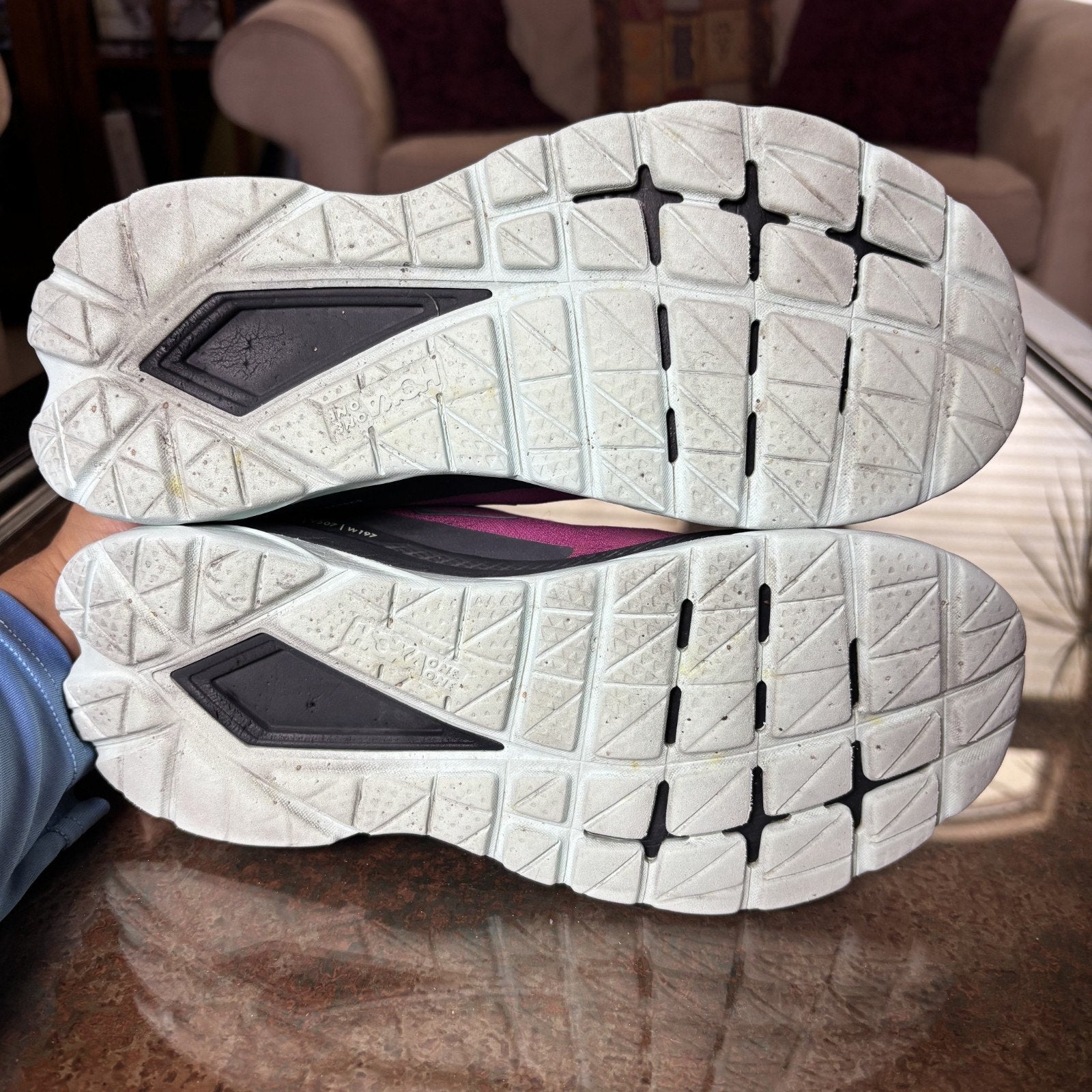 Hoka One One Mach 4 Shoes Womens Size 8 Purple Road Running Athletic Gym Sneaker