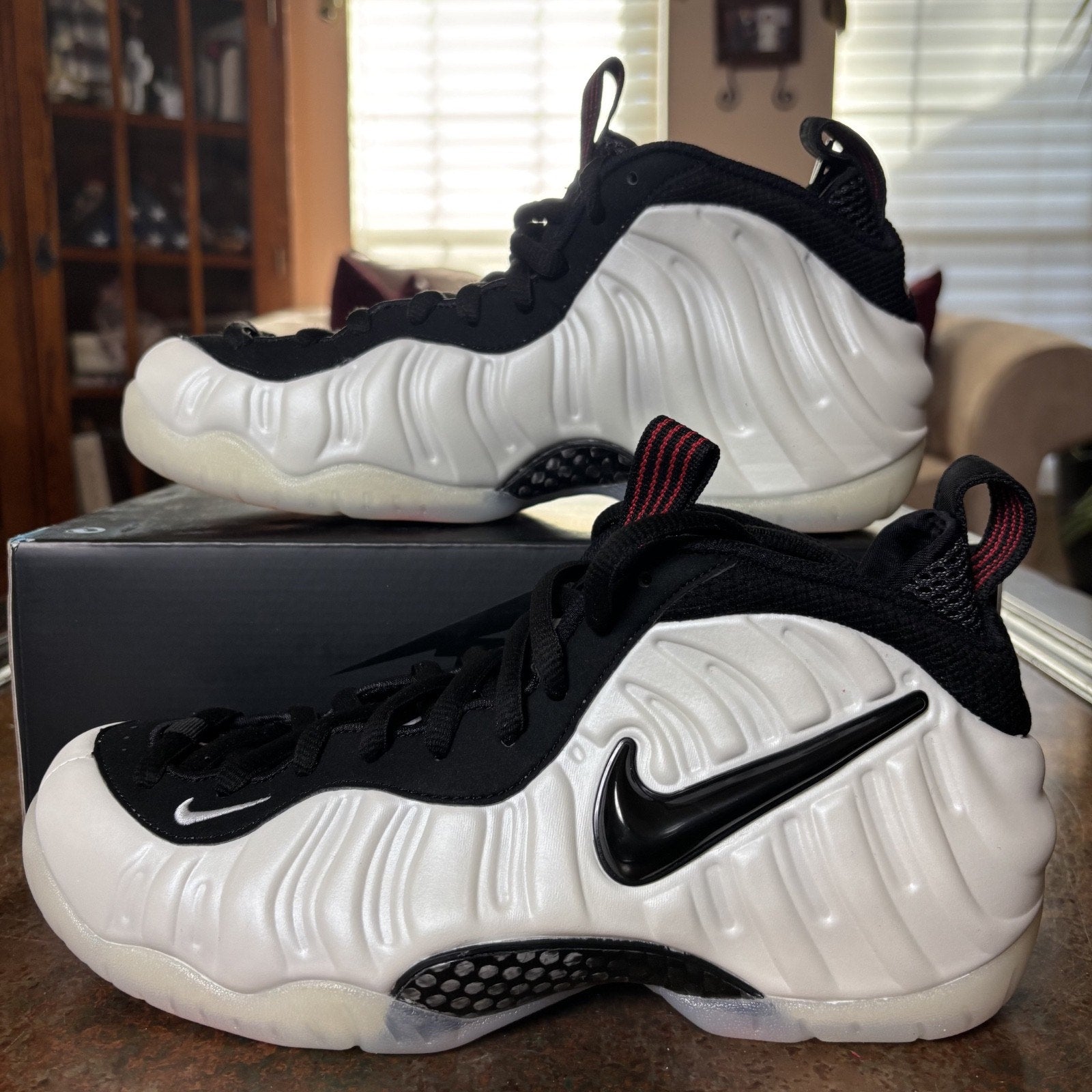 Nike Air Foamposite Pro Pearl Basketball Shoes Sneaker HF0794-200 Mens Sizes NEW