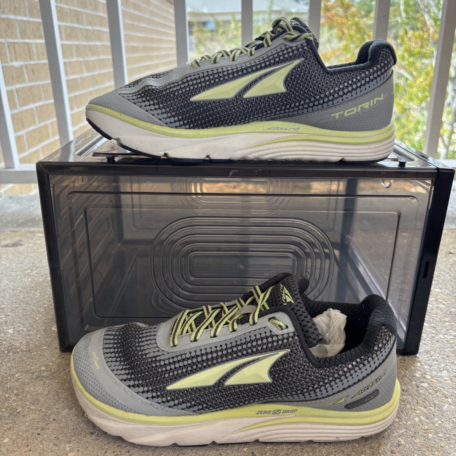 Altra Torin 3 Shoes Womens Sz 8 Gray Green Running Athletic Zero Drop Footshaped
