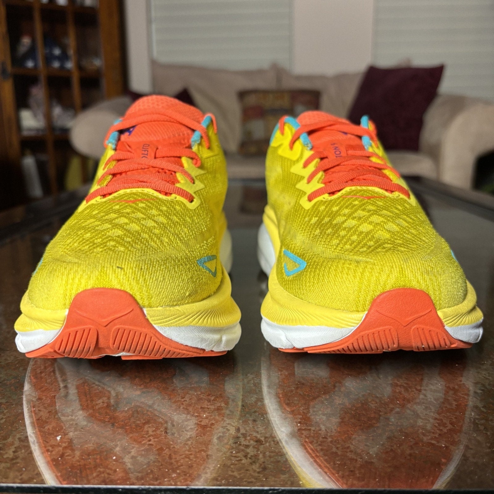 Hoka One One Clifton 9 Shoes Men's Size 9 Yellow Road Running Athletic Sneakers