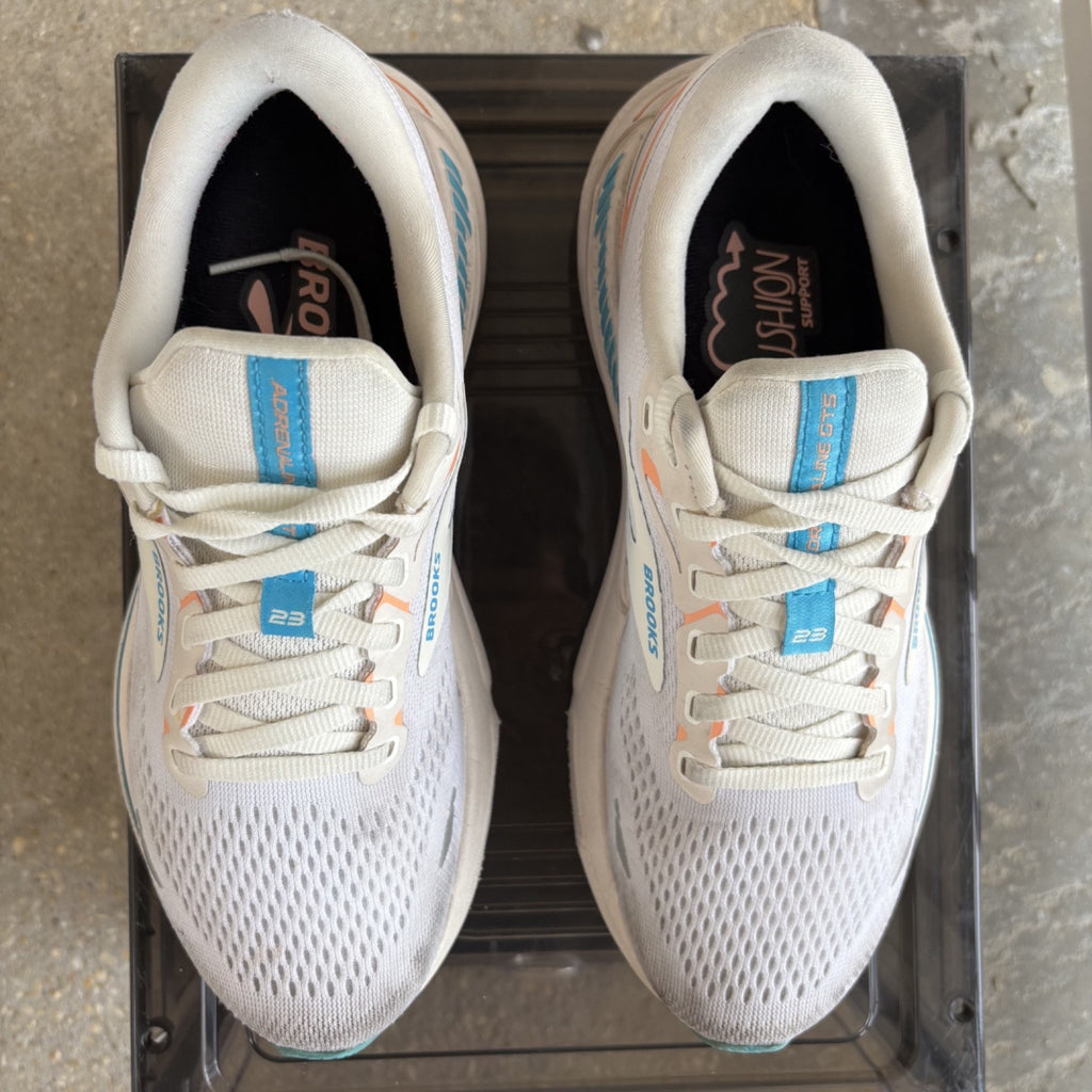 Brooks Womens Adrenaline GTS 23 Shoes Womens 8 White Running Athletic Sneakers