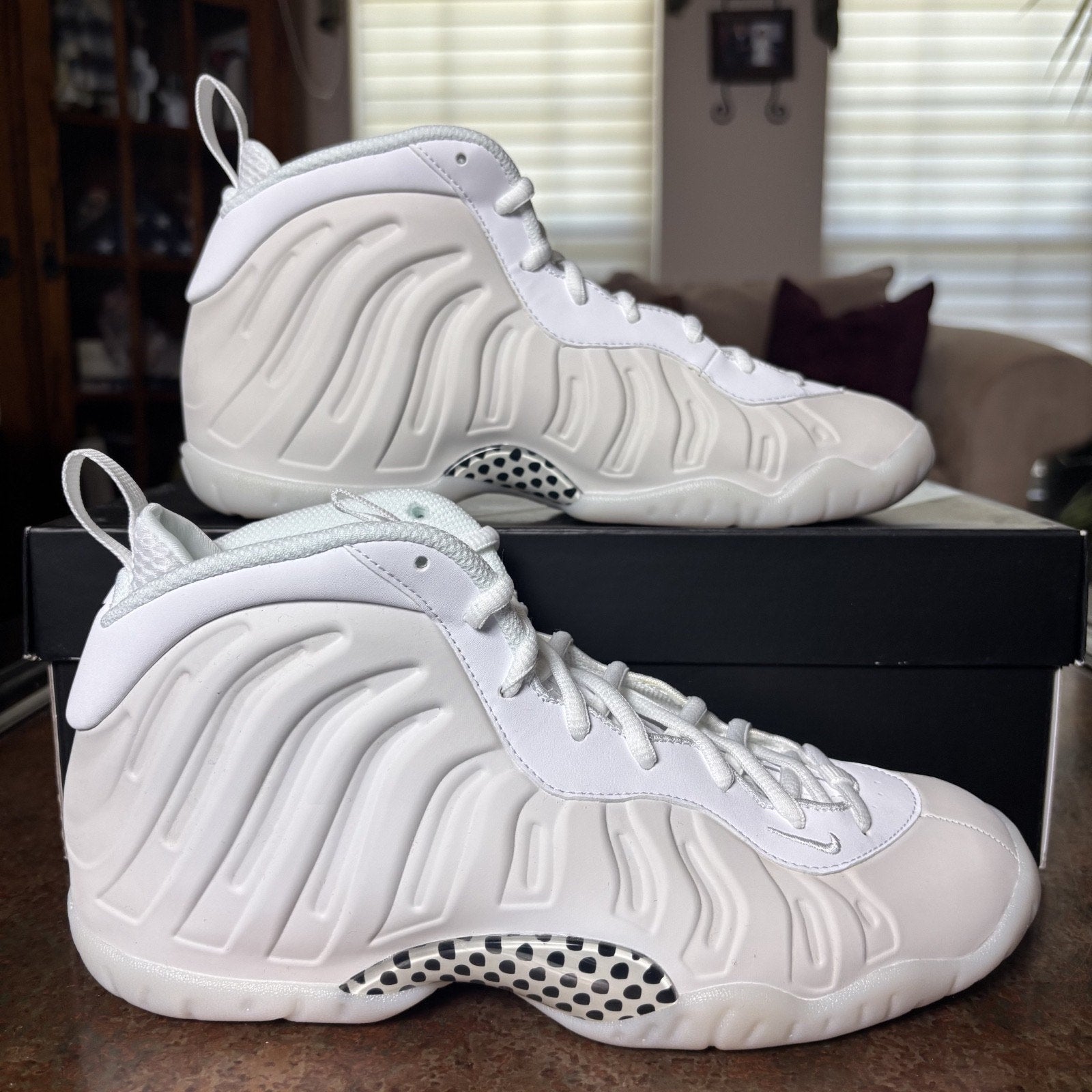 Nike Little Posite One Foamposite GS Size 7 White Shoes Sneakers HQ1959-100 NEW
