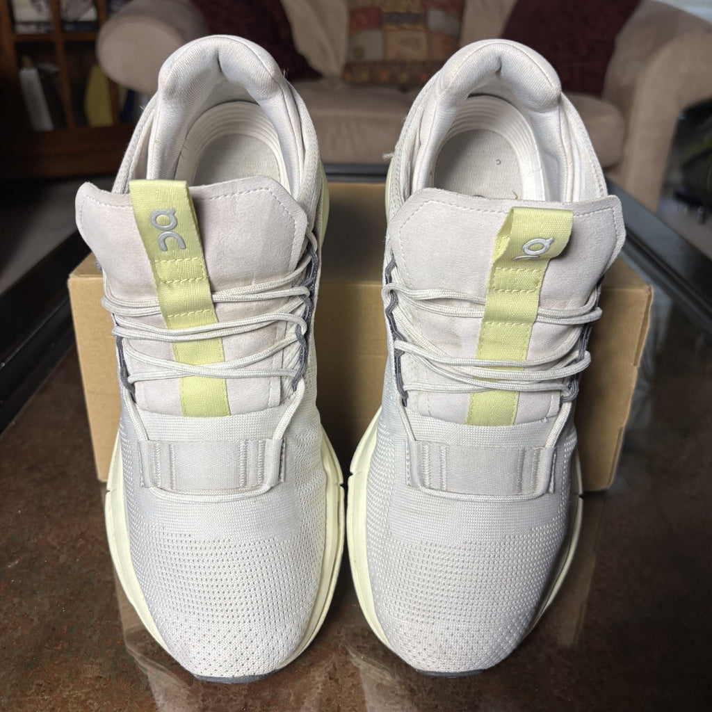 On Cloudnova Shoes Mens Size 9 White Road Running Athletic Comfort Gym Sneakers