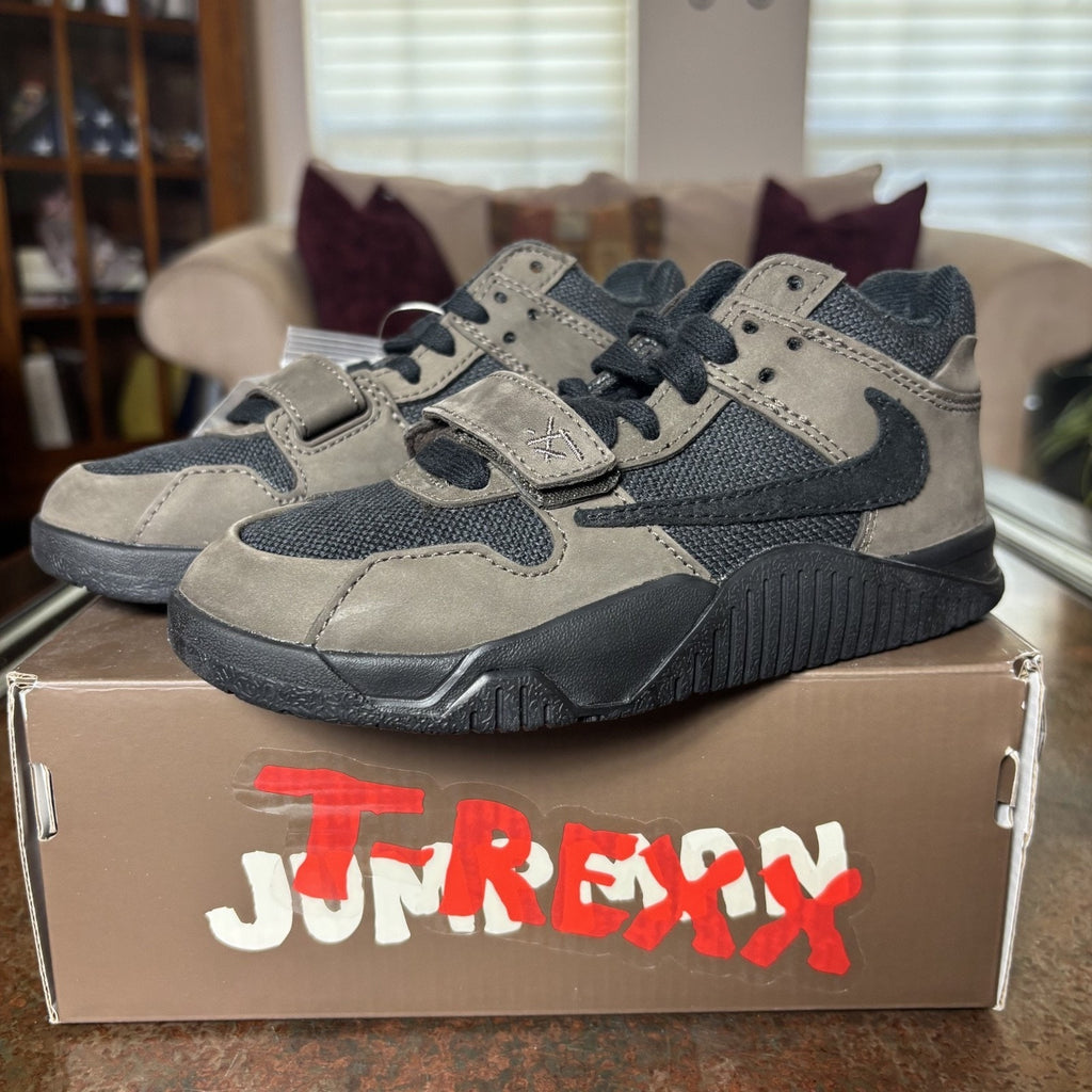 Nike Jordan Jumpman Jack TR Travis Scott Dark Mocha PS Size 13c Athletic Sneaker