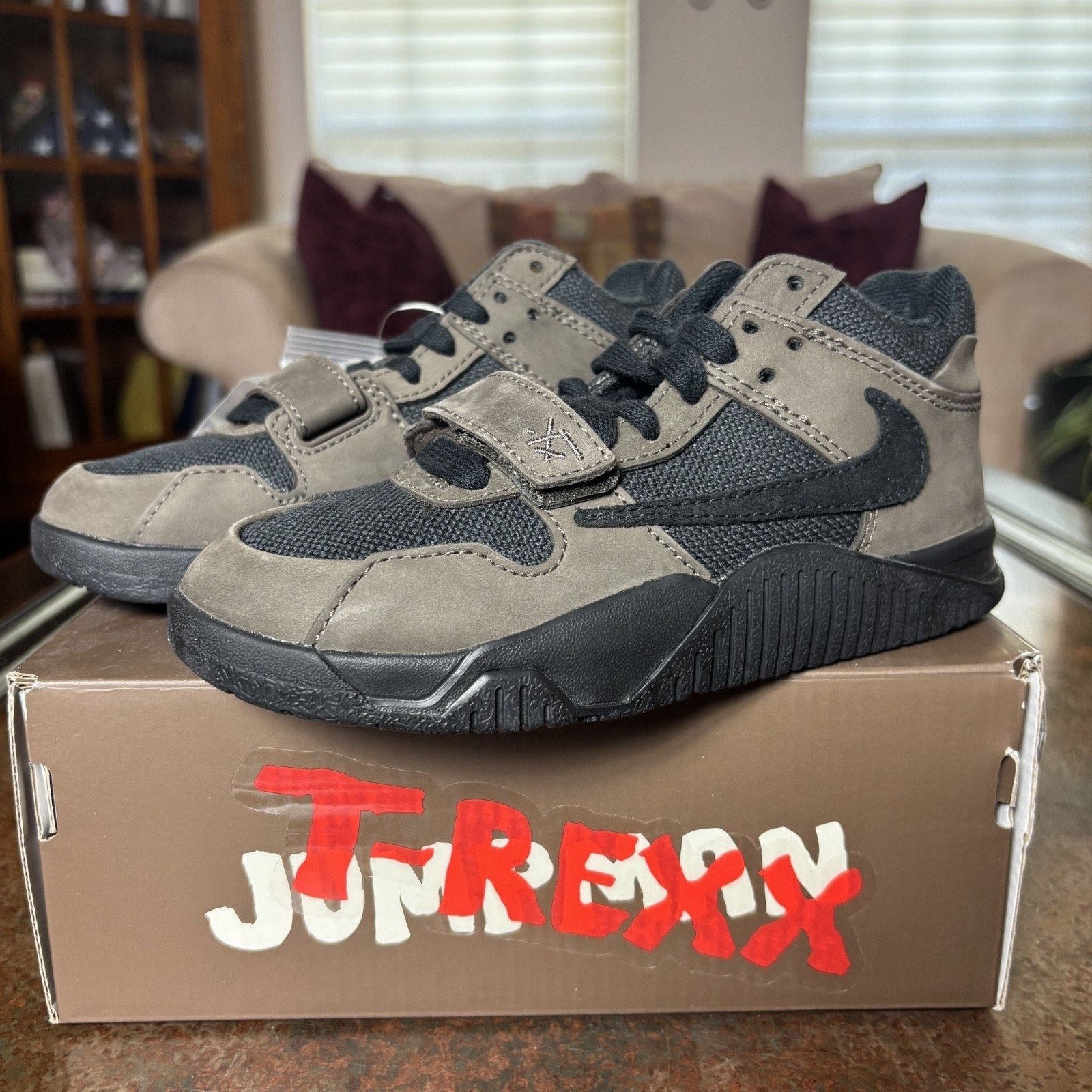 Nike Jordan Jumpman Jack TR Travis Scott Dark Mocha PS Size 13c Athletic Sneaker