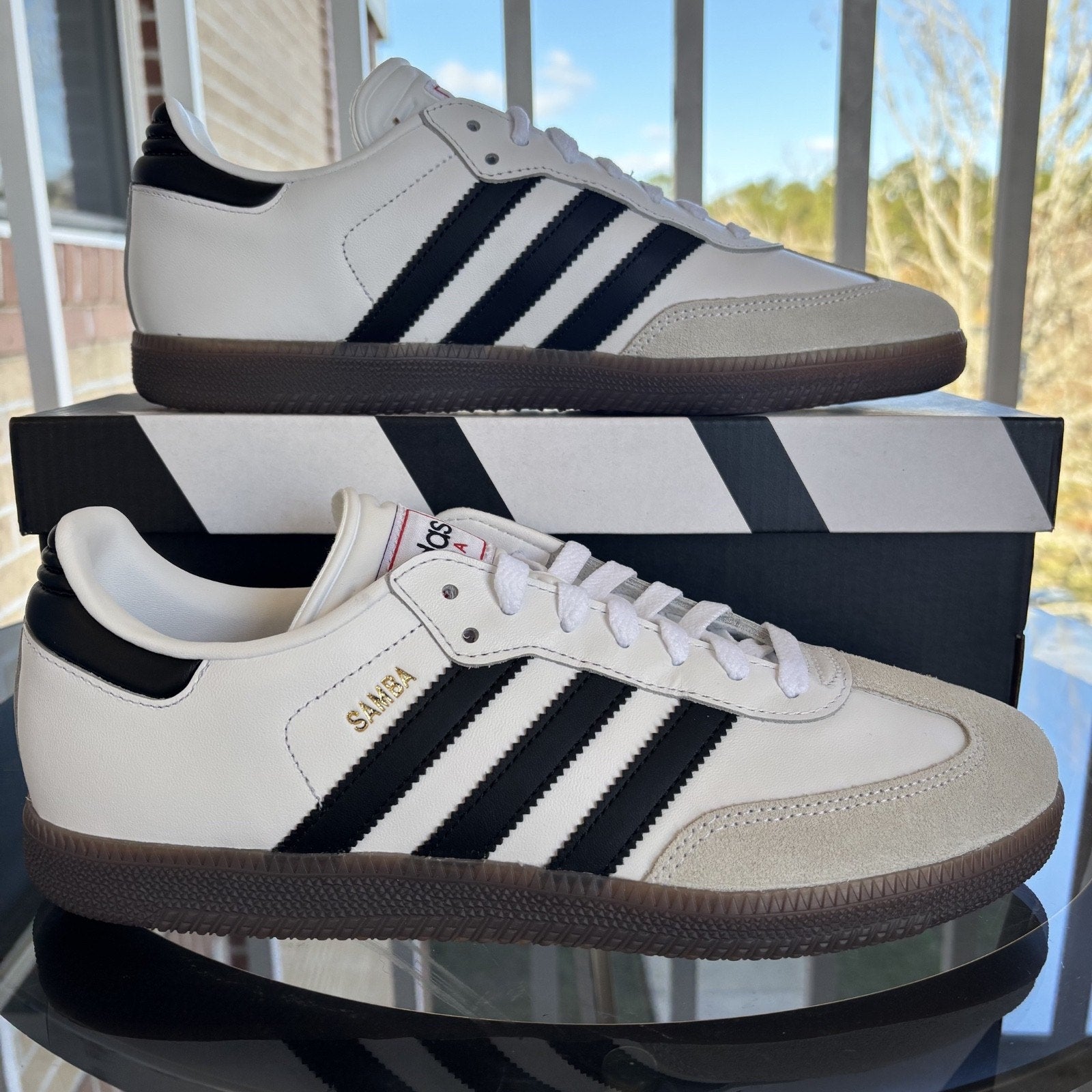 Adidas Samba Classic OG Indoor Soccer Shoes Casual White Black Gum Mens Size 9.5