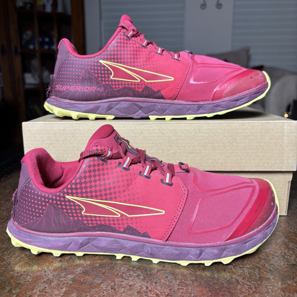 Altra Superior 4.5 Shoes Women's Sz 10 Red Trail Running Hiking Outdoor Sneakers