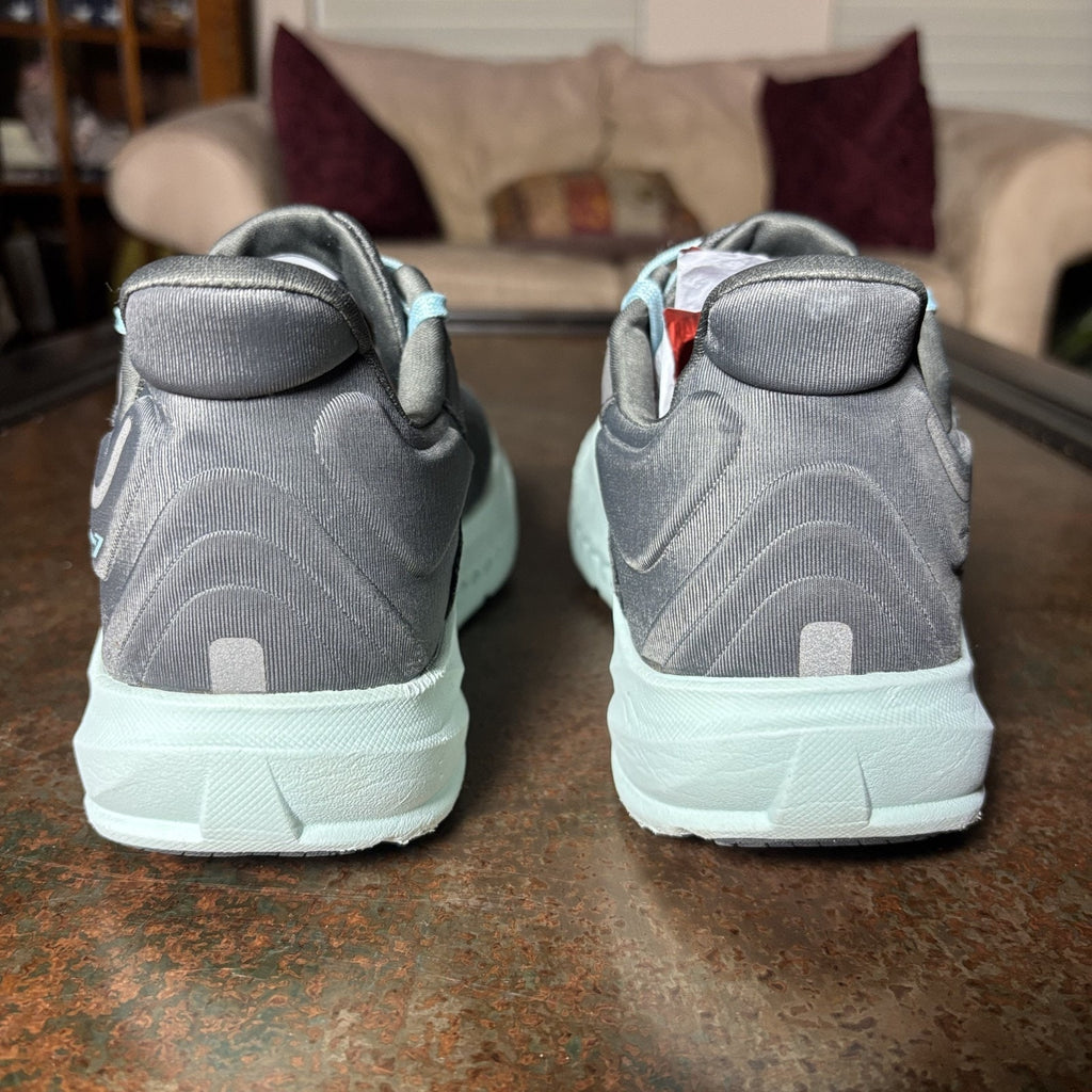 Altra Torin 7 Women's Size 8 Grey Teal Road Running Athletic Gym Shoes Sneakers