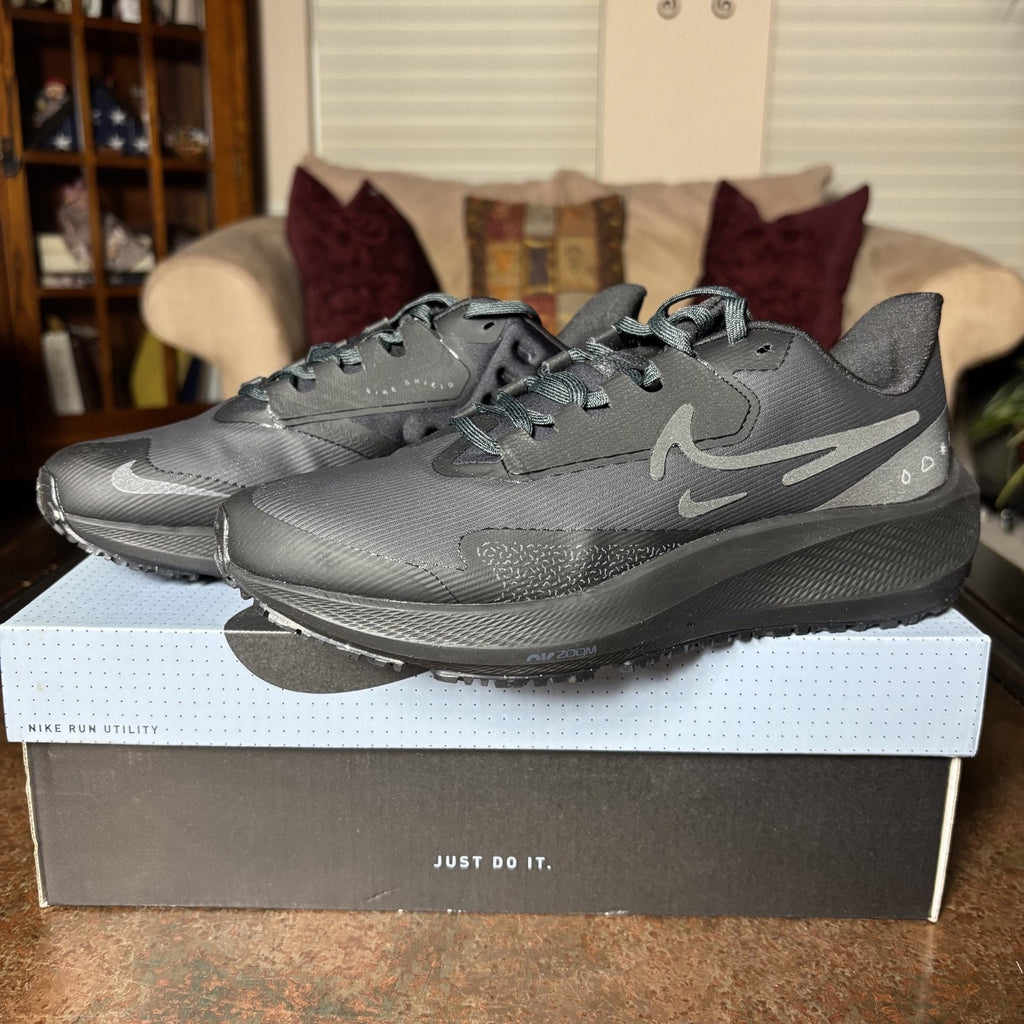 Nike Air Zoom Pegasus 39 Shield Black Athletic Running Shoe Sneaker Womens Sizes