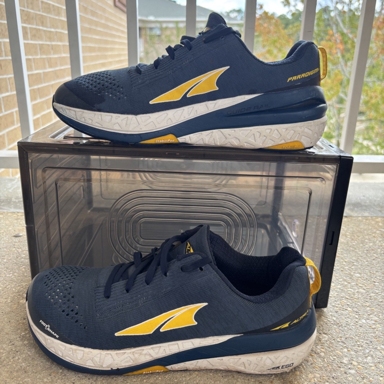 Altra Paradigm 4.5 Shoes Mens Size 8.5 Blue Yellow Running Foot Shaped Sneakers