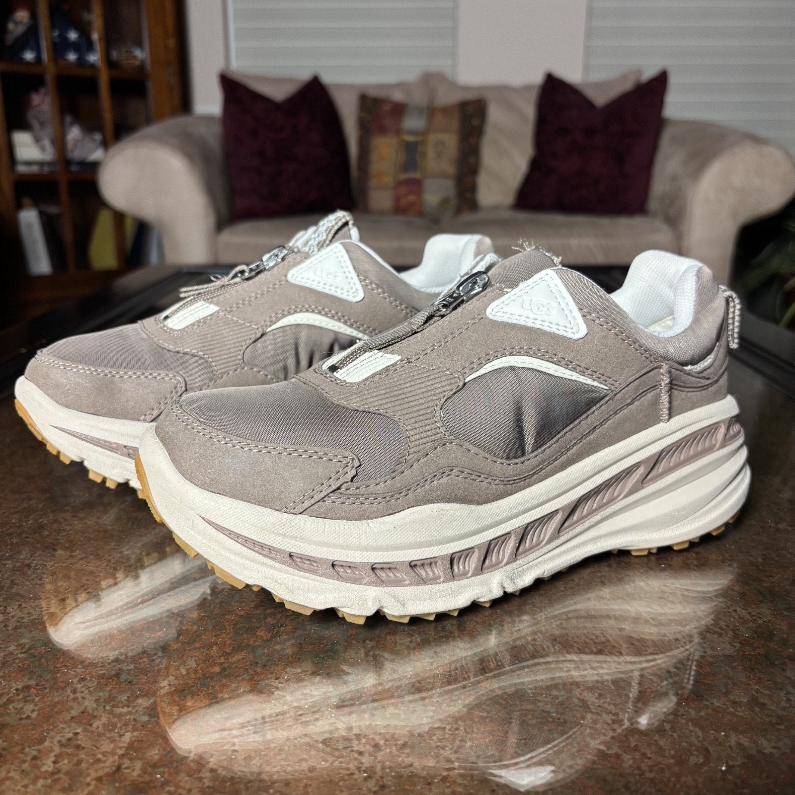 UGG CA805 Zip Shoes Womens Size 8 Brown Insulated Trail Running Athletic Sneaker