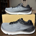 Topo Athletic Magnifly 5 Women's Size 9.5 Grey Black Road Running Shoes Sneakers
