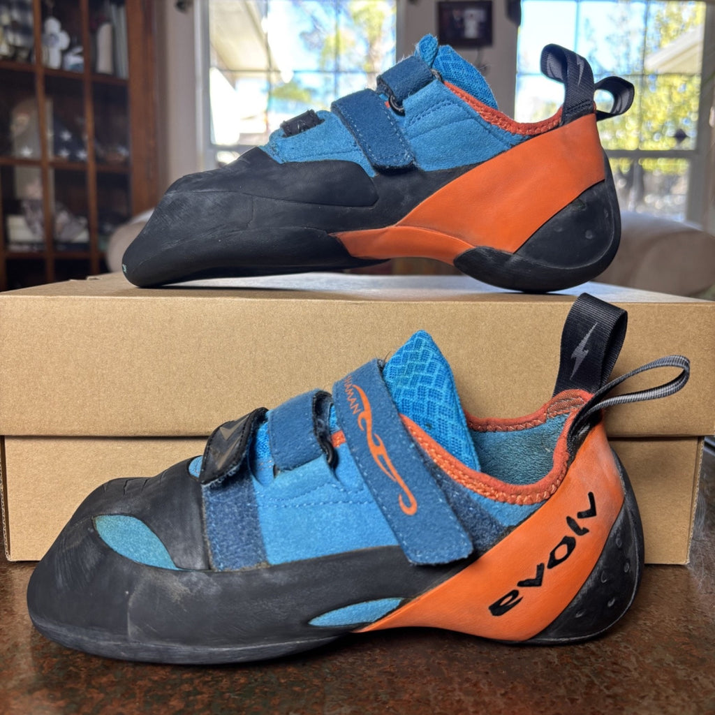 Evolv Shaman Climbing Shoes Mens Size 9 Blue Orange Bouldering Sneakers Strap On
