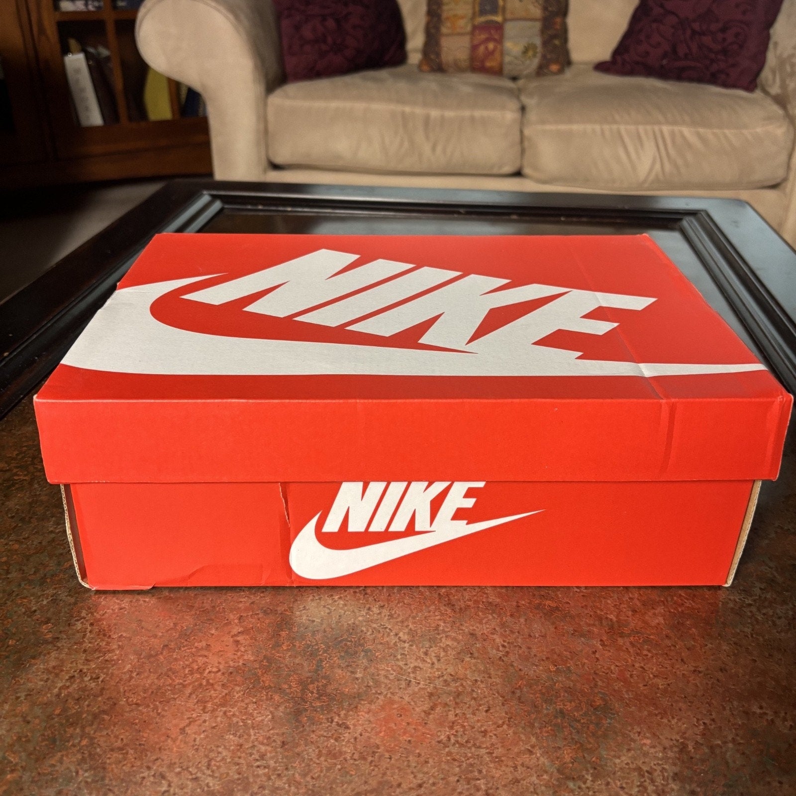 Nike Air Max 2017 Shoes Mens Size 8 Team Red Athletic Running Training Sneakers
