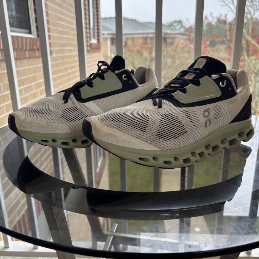 On Cloudstratus Shoes Women's 11 White Green Athletic Running Lifestyle Sneakers