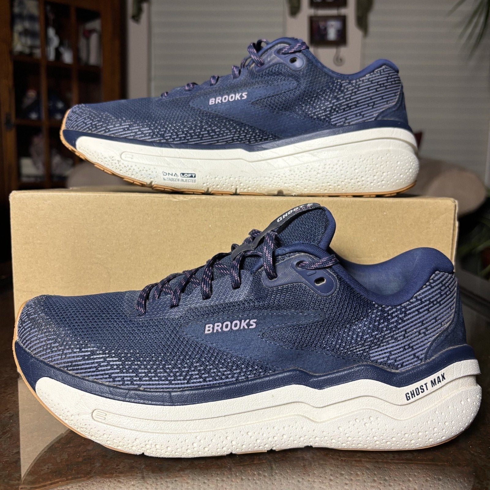 Brooks Ghost Max 2 Shoes Womens 9.5 Navy Blue Road Running Athletic Gym Sneakers
