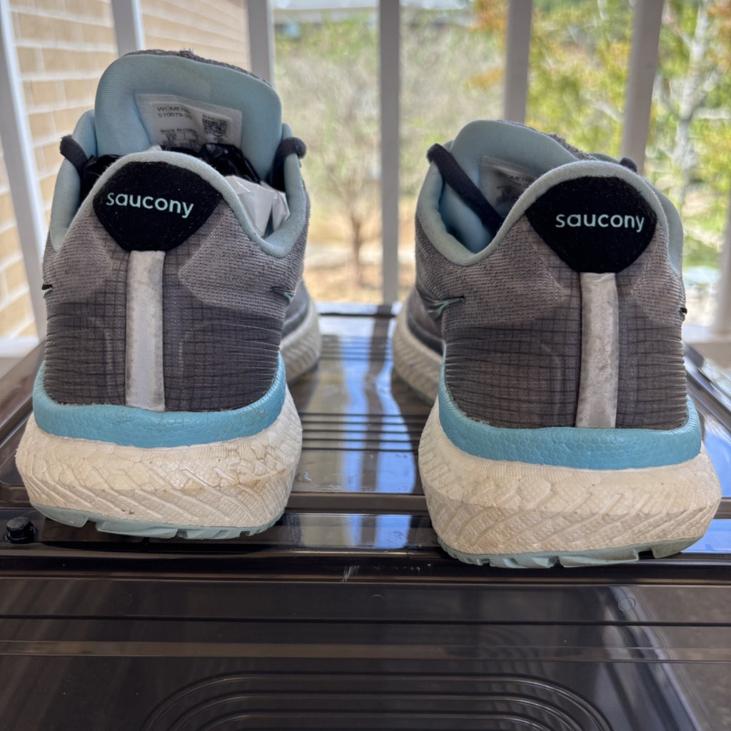 Saucony Triumph 19 Shoes Women's Size 6 Wide Gray Blue Running Athletic Sneakers