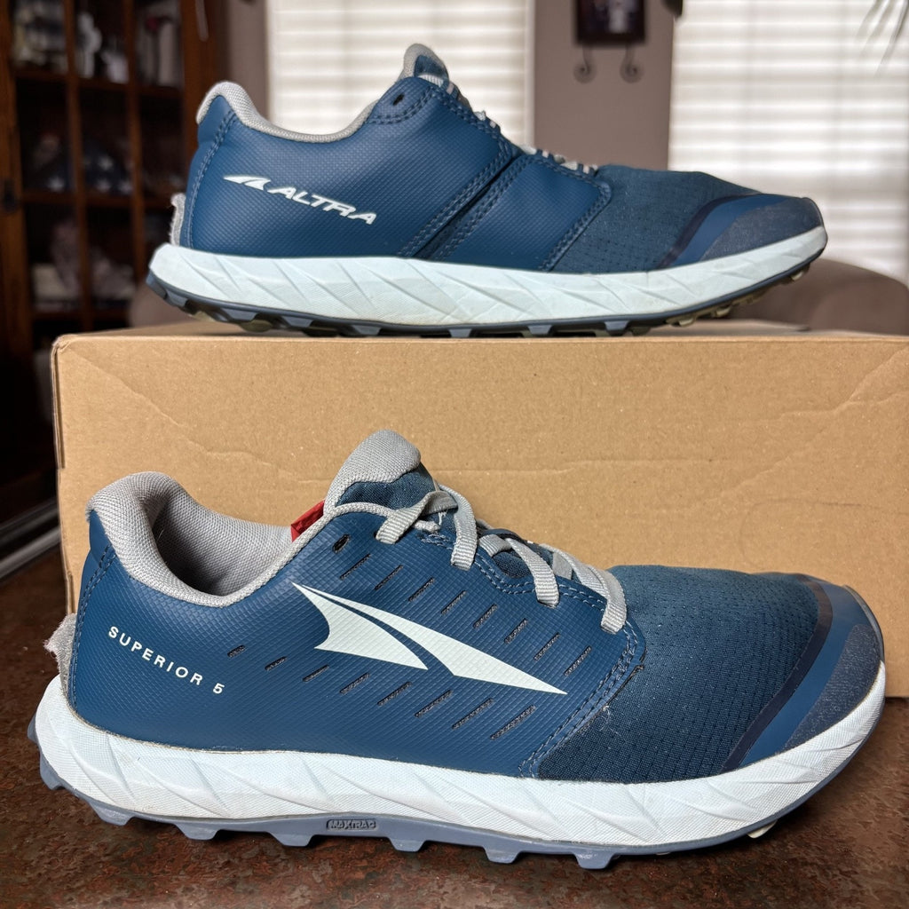 Altra Superior 5 Shoes Women's Size 8 Blue Trail Running Zero Drop Foot Shaped