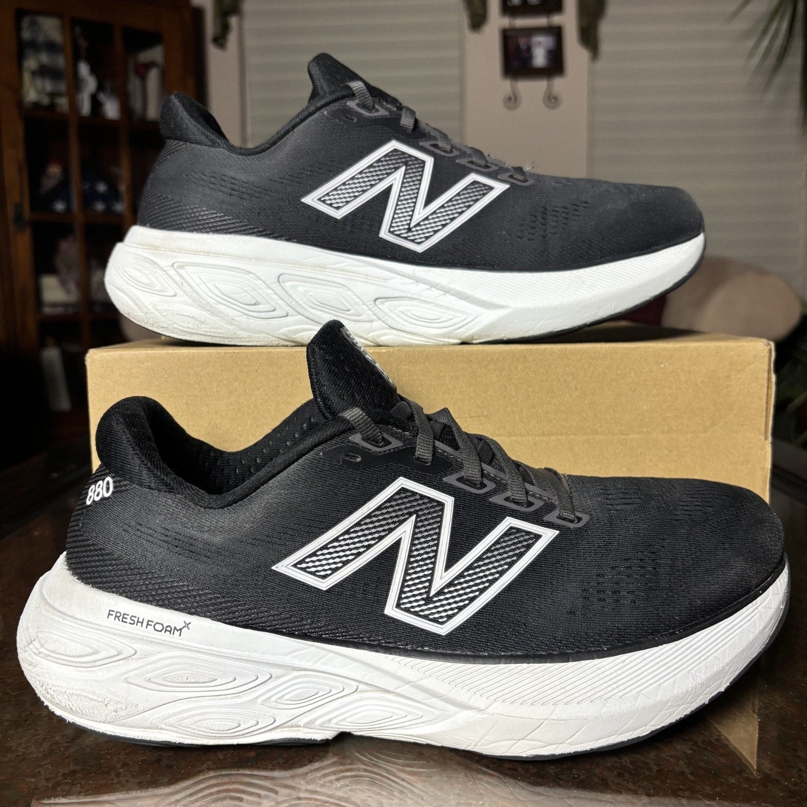 New Balance Fresh Foam X 880v15 Shoes Men's 10 Black White Road Running Athletic