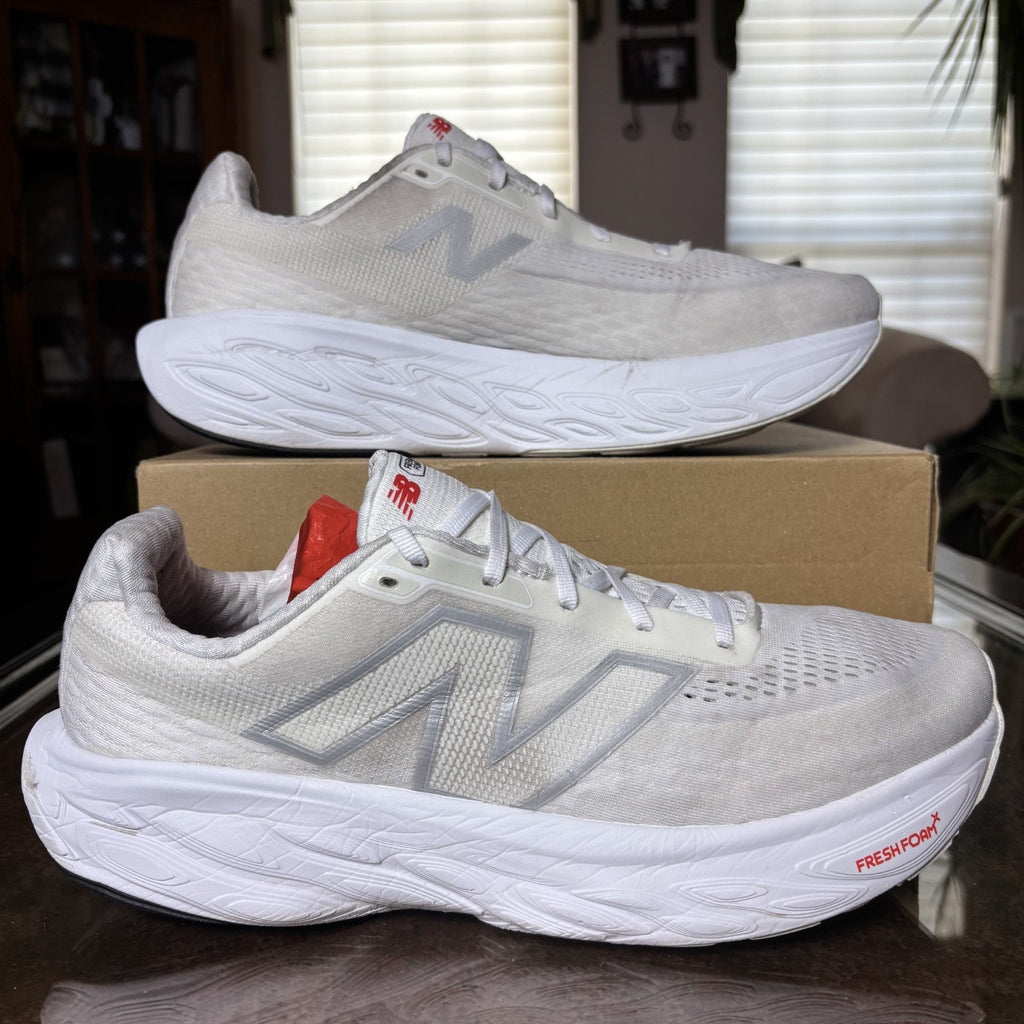 New Balance Fresh Foam X 1080v14 Shoes Men's Size 13 White Road Running Sneakers