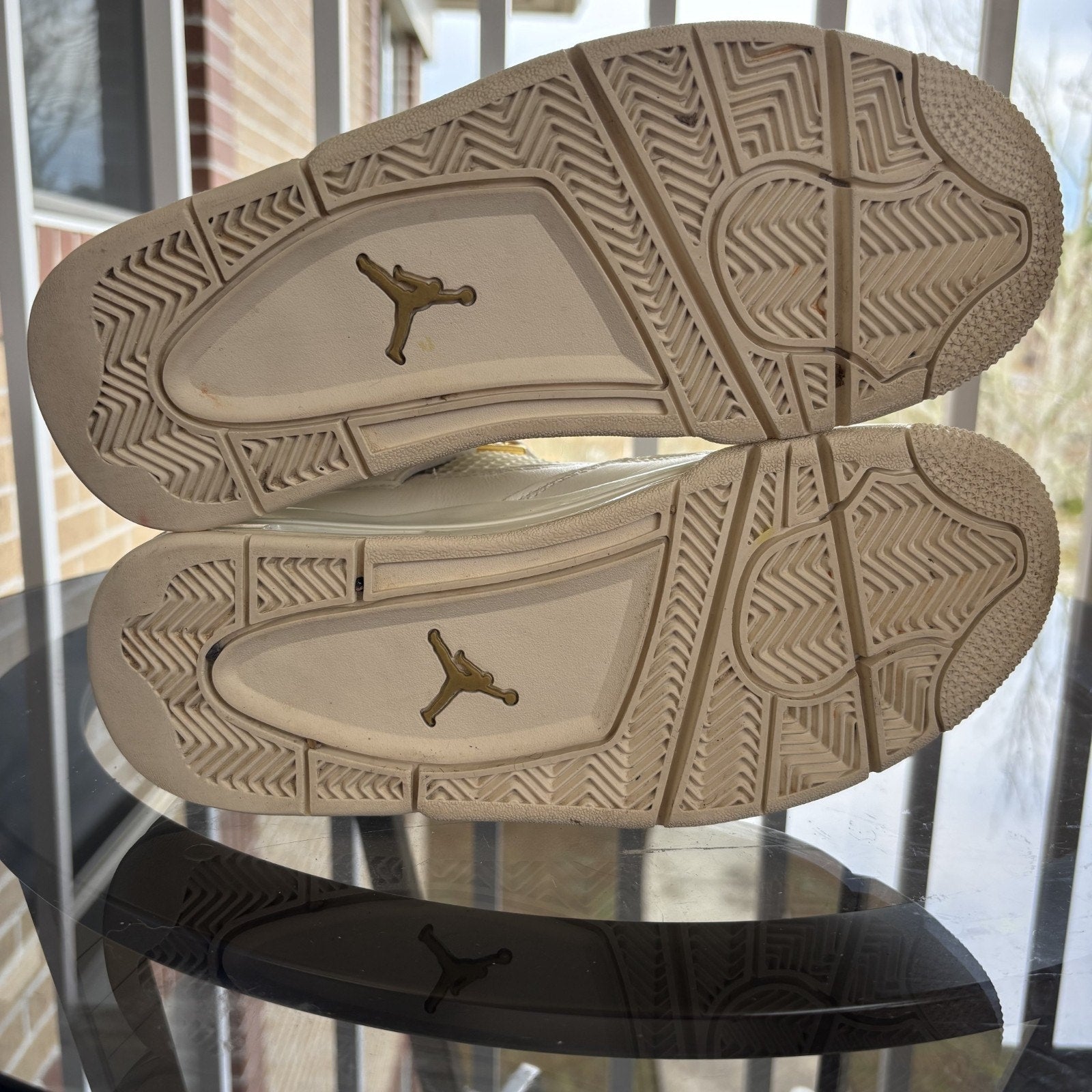 Air Jordan 4 Retro Shoes Women's Size 8 White Gold Basketball Lifestyle Sneakers