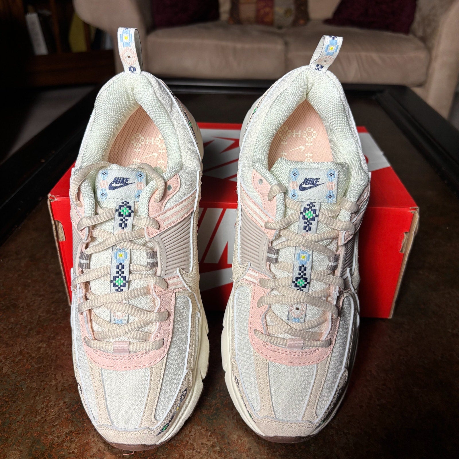 Nike Zoom Vomero 5 Beige Casual Lifestyle Comfort Shoes Sneakers Women's Sizes