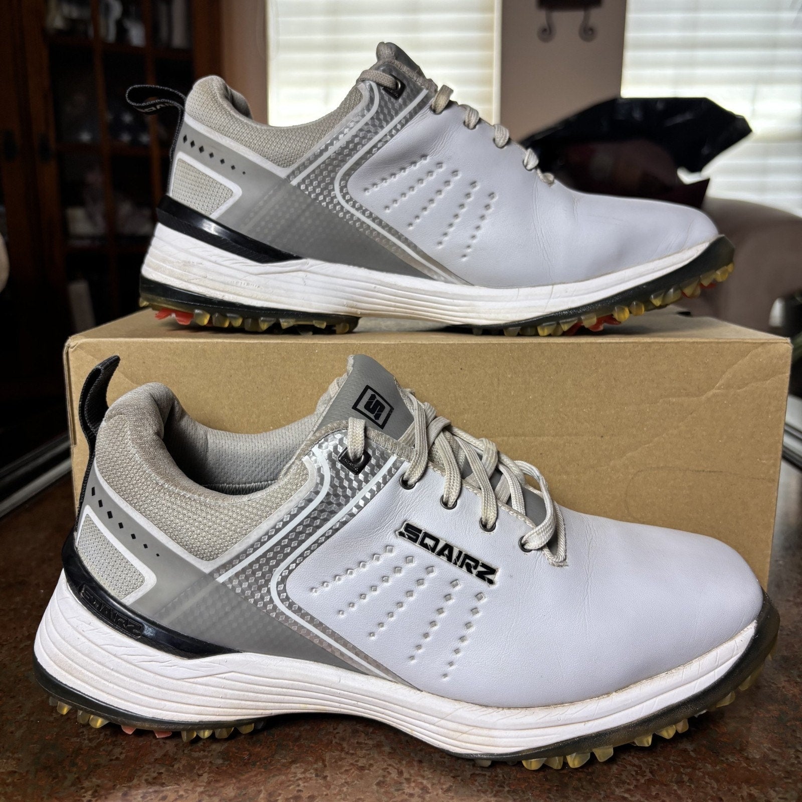 Sqairz Freedom Golf Shoes Women's Size 9 White Silver Soft Spike Sneakers Grass