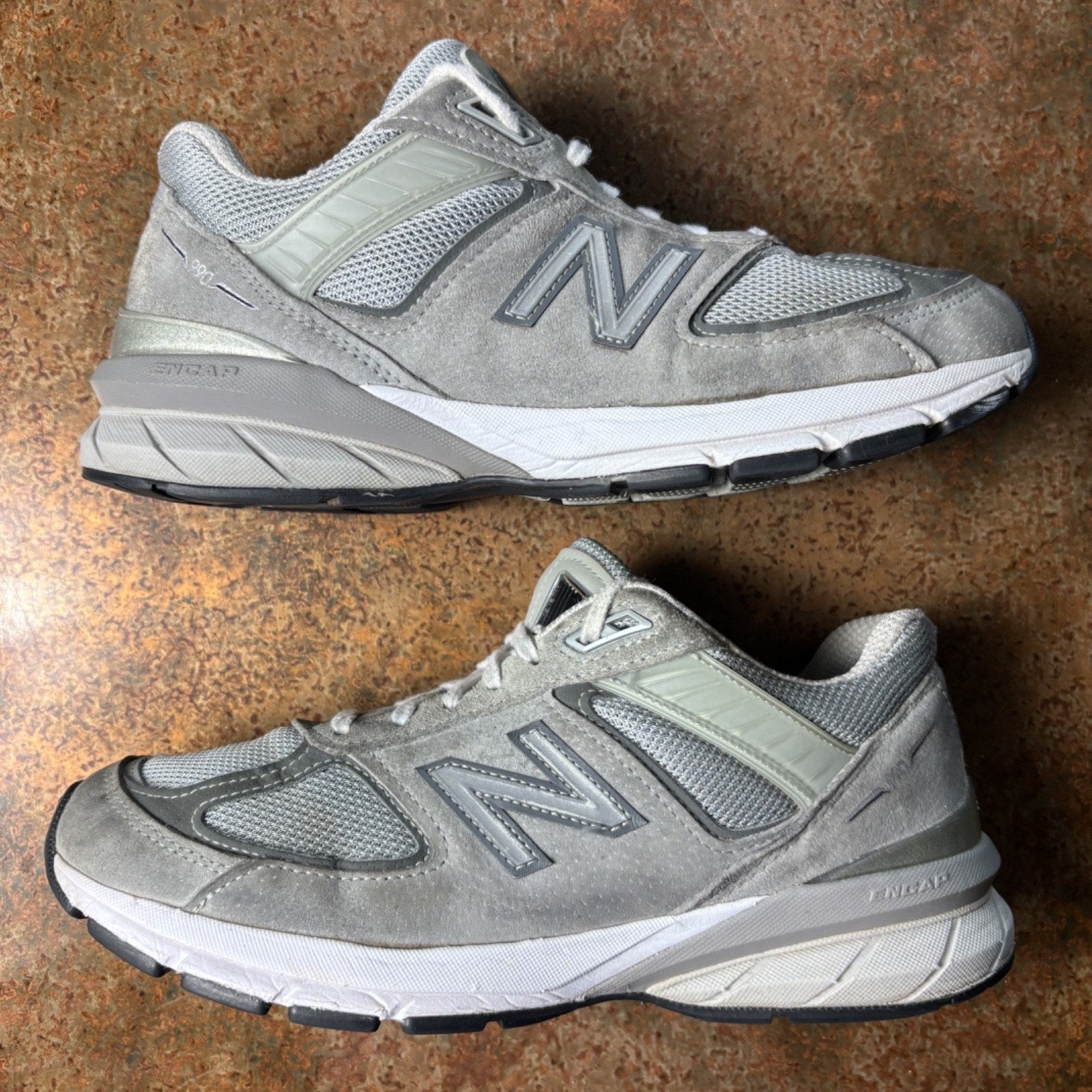 New Balance 990v5 Shoes Womens Sz 9 Wide Grey Suede Running Sneakers Made in USA