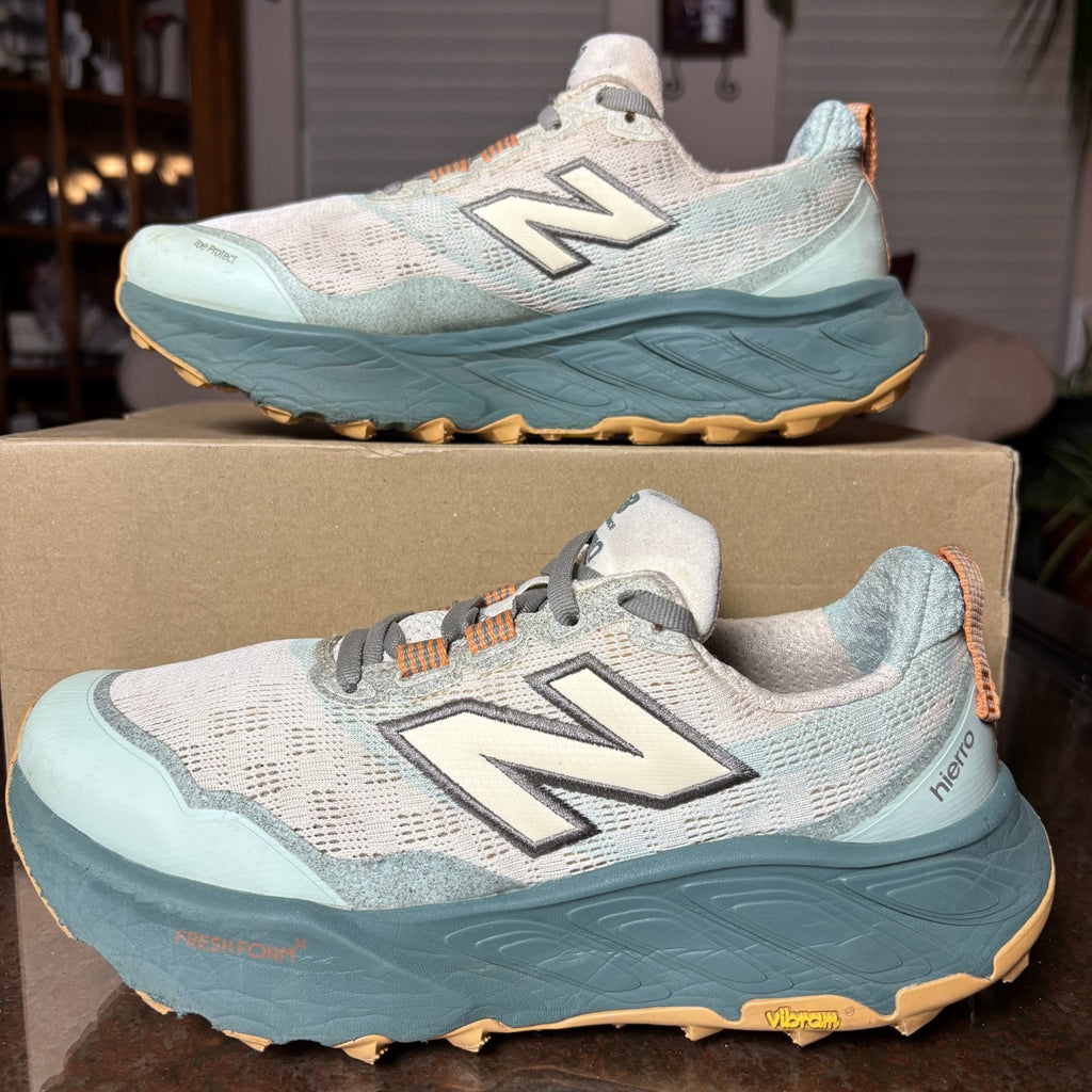 New Balance Fresh Foam X Hierro V9 Shoes Women's 8.5 Beige Green Trail Running