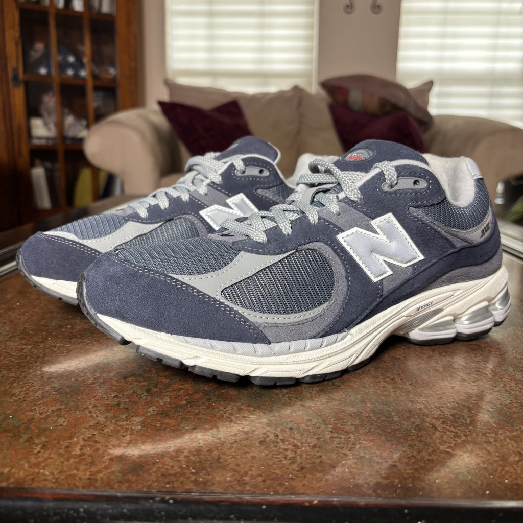 New Balance 2002R Running Shoes Mens 9.5 Blue Grey White Comfort Casual Sneakers