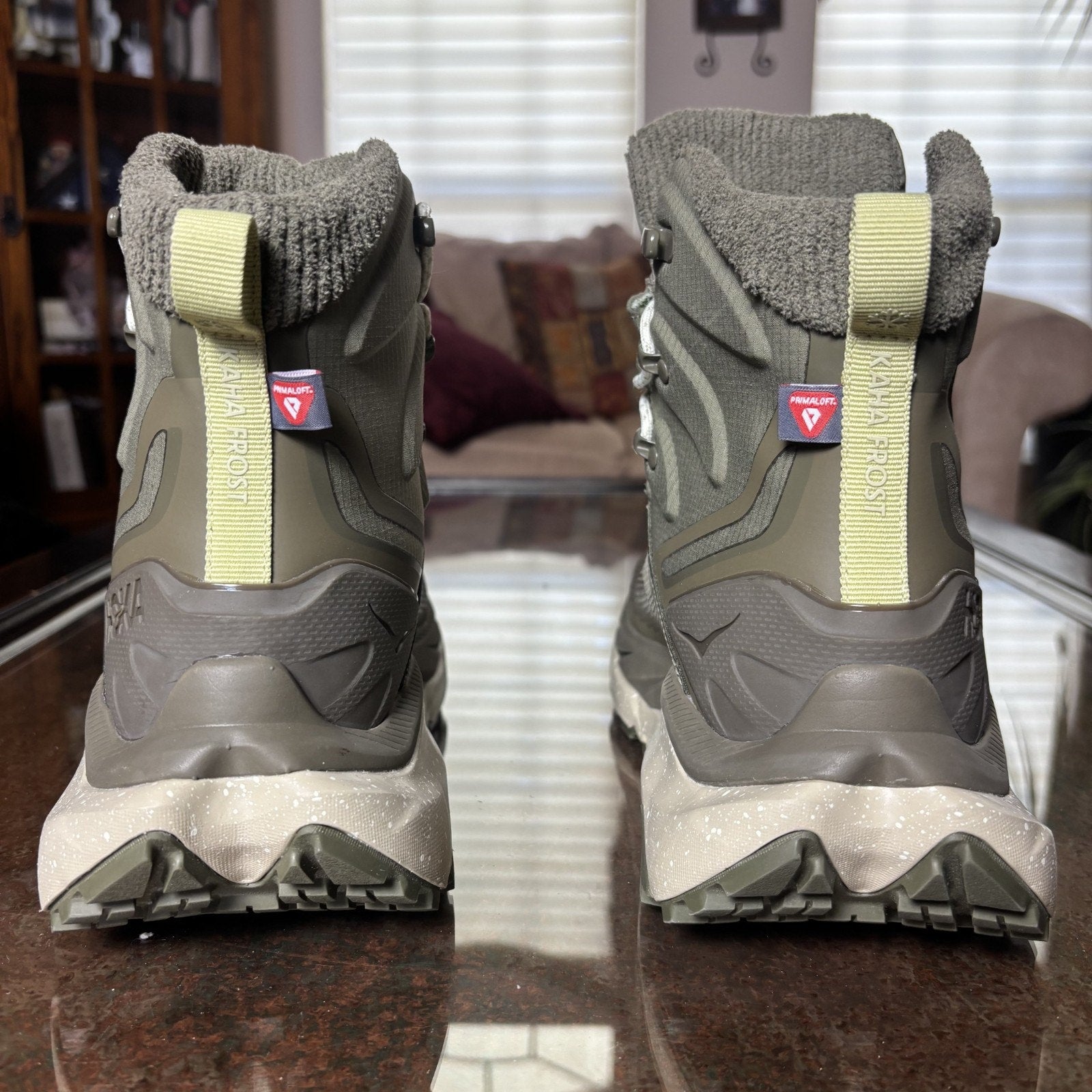 Hoka One One Kaha 2 Frost GTX Hiking Boots Mens Size 9.5 Green Outdoor Insulated
