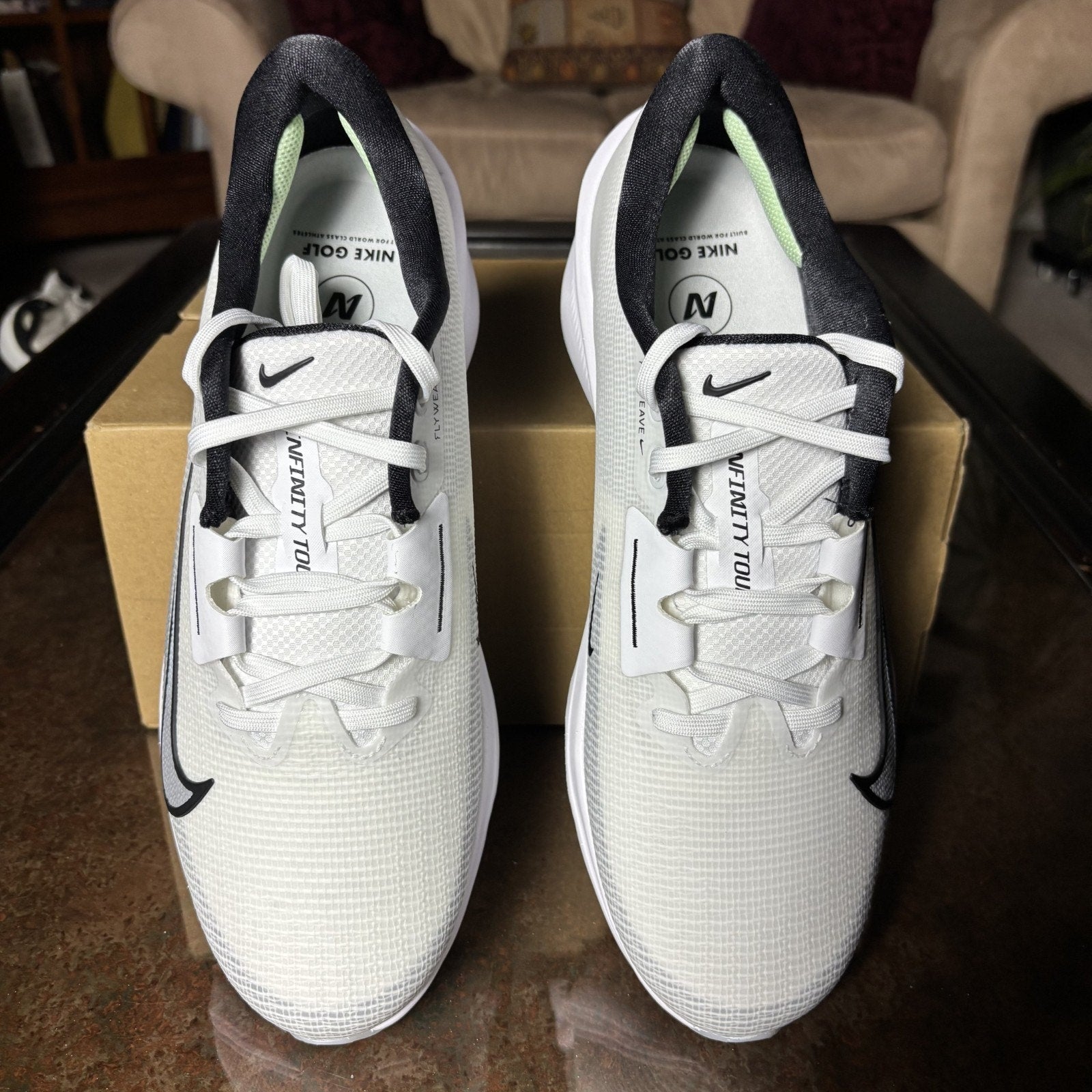 Nike Air Zoom Infinity Tour 2 Mens Size 9.5 White Golf Shoes Performance Comfort