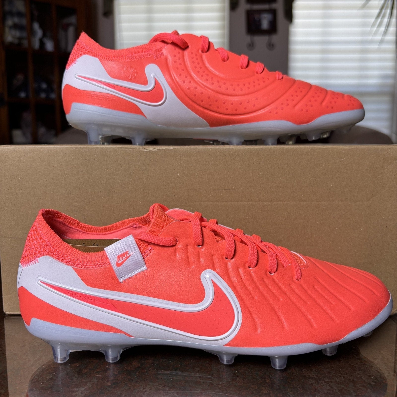 Nike Tiempo Legend 10 Elite AG Pro Soccer Cleats Women's Size 7.5 Orange White