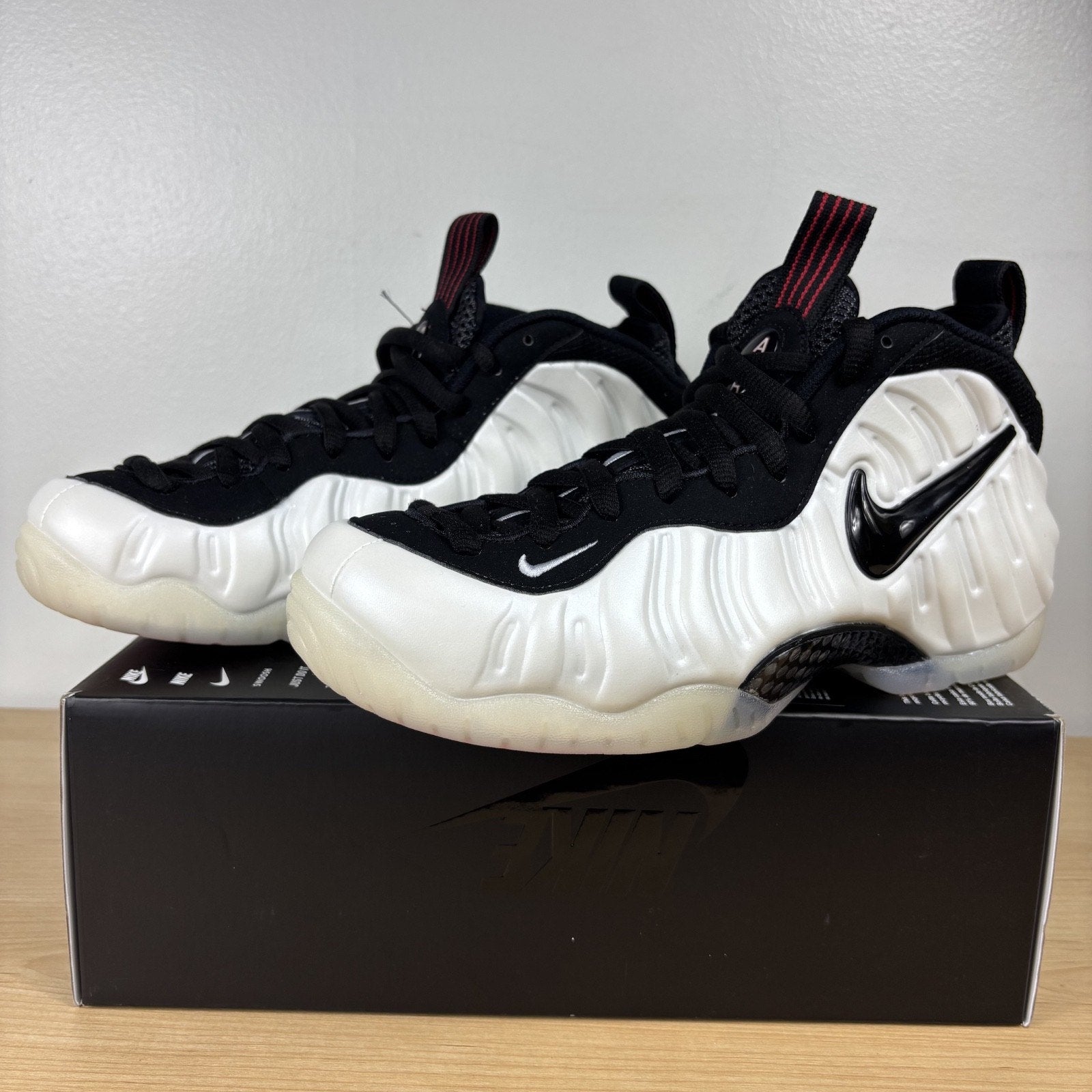 Nike Air Foamposite Pro Pearl White Sneaker Mens Size 8 Basketball Lifestyle NEW