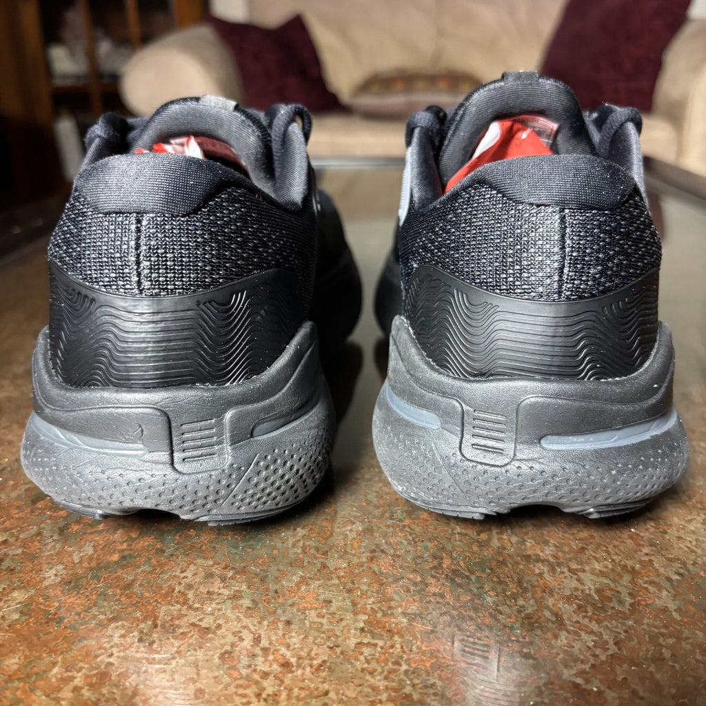 Brooks Ghost Max Shoes Women's Size 8 D Wide Black Road Running Comfort Sneakers