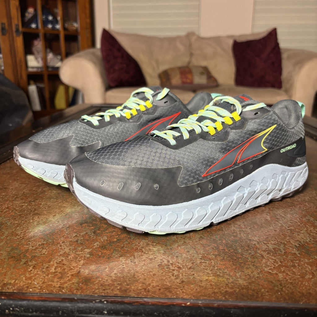 Altra Outroad Shoes Mens Size 10 Grey Trail Running Athletic Outdoor Sneakers