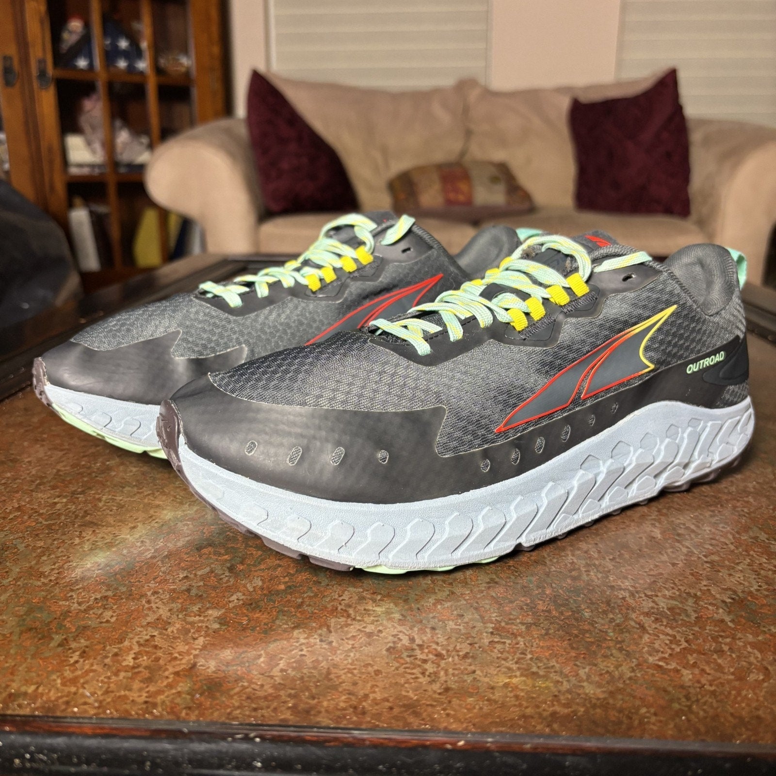 Altra Outroad Shoes Mens Size 10 Grey Trail Running Athletic Outdoor Sneakers