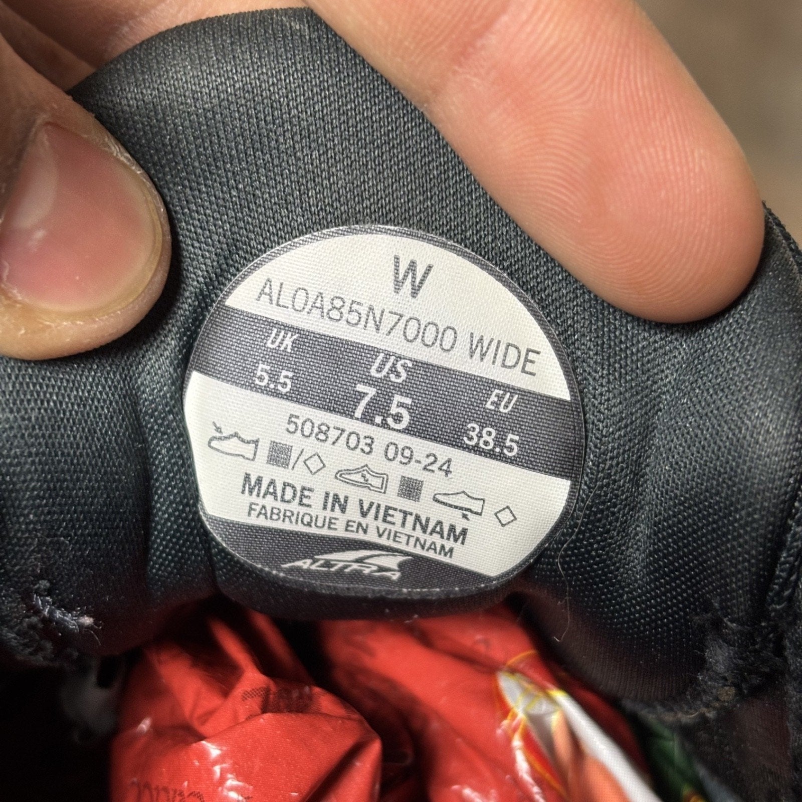 Altra Paradigm 7 Shoes Womens Size 7.5 Wide Black Gray Running Athletic Sneakers