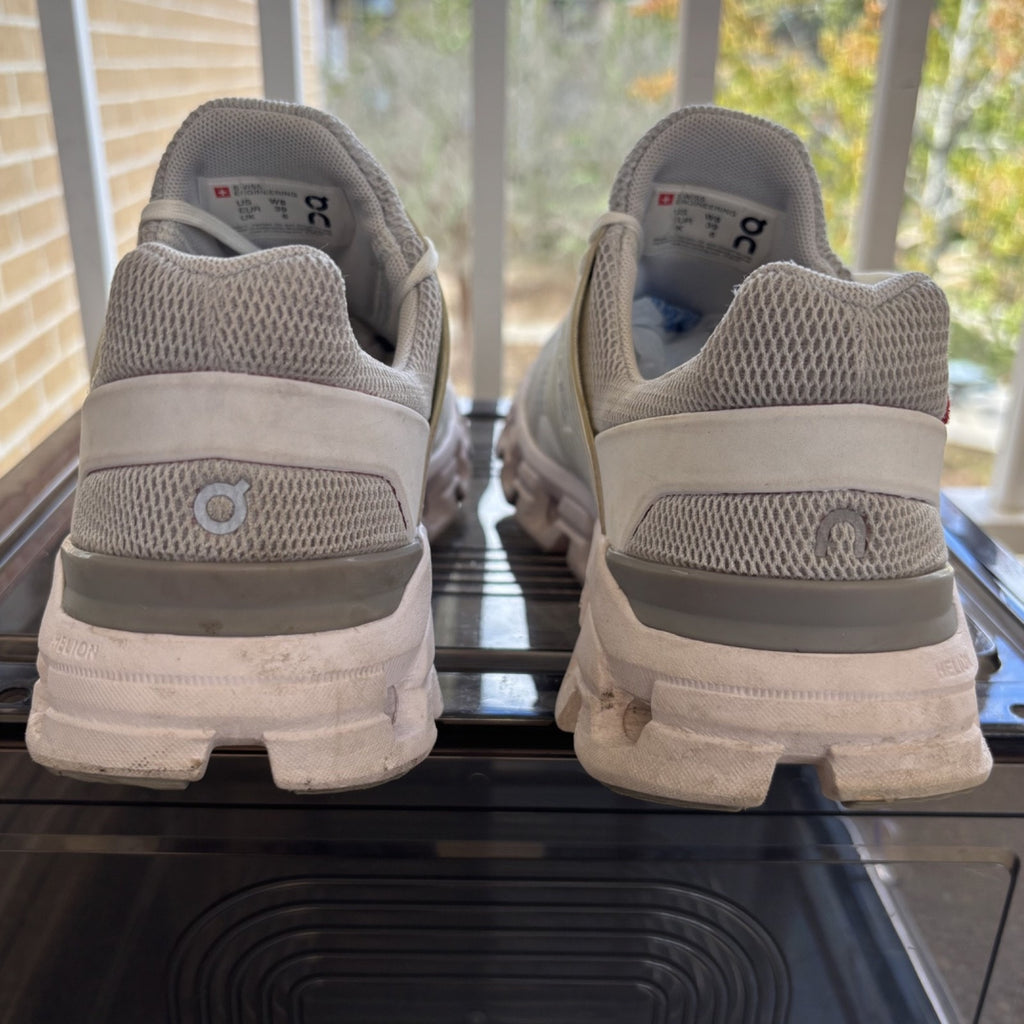 On Running Cloudswift Shoes Womens Sz 8 White Running Cmfort Athletic Sneakers